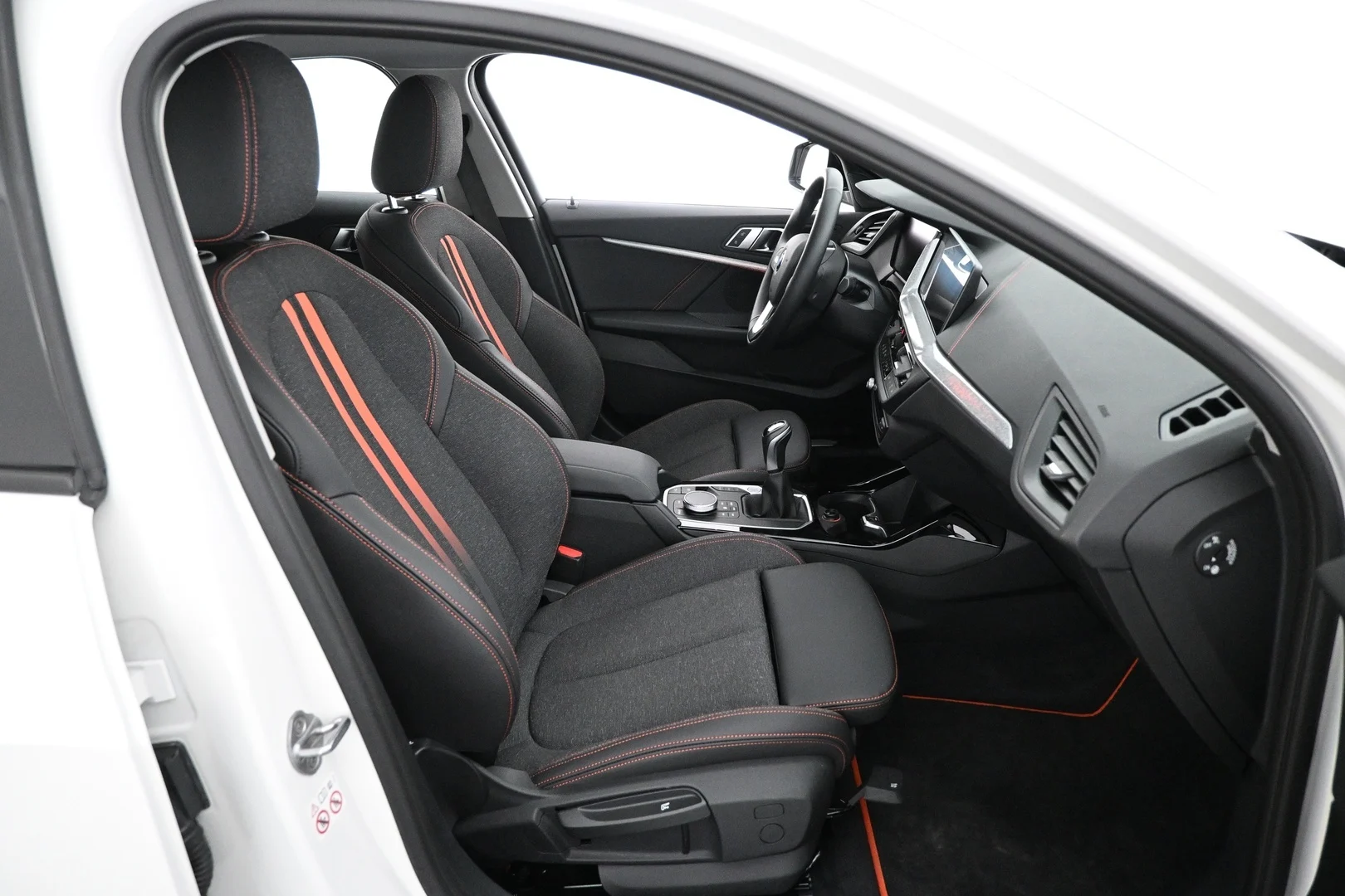 Car Image - 6wVluhMxAzH7jCWJsmZ7wN