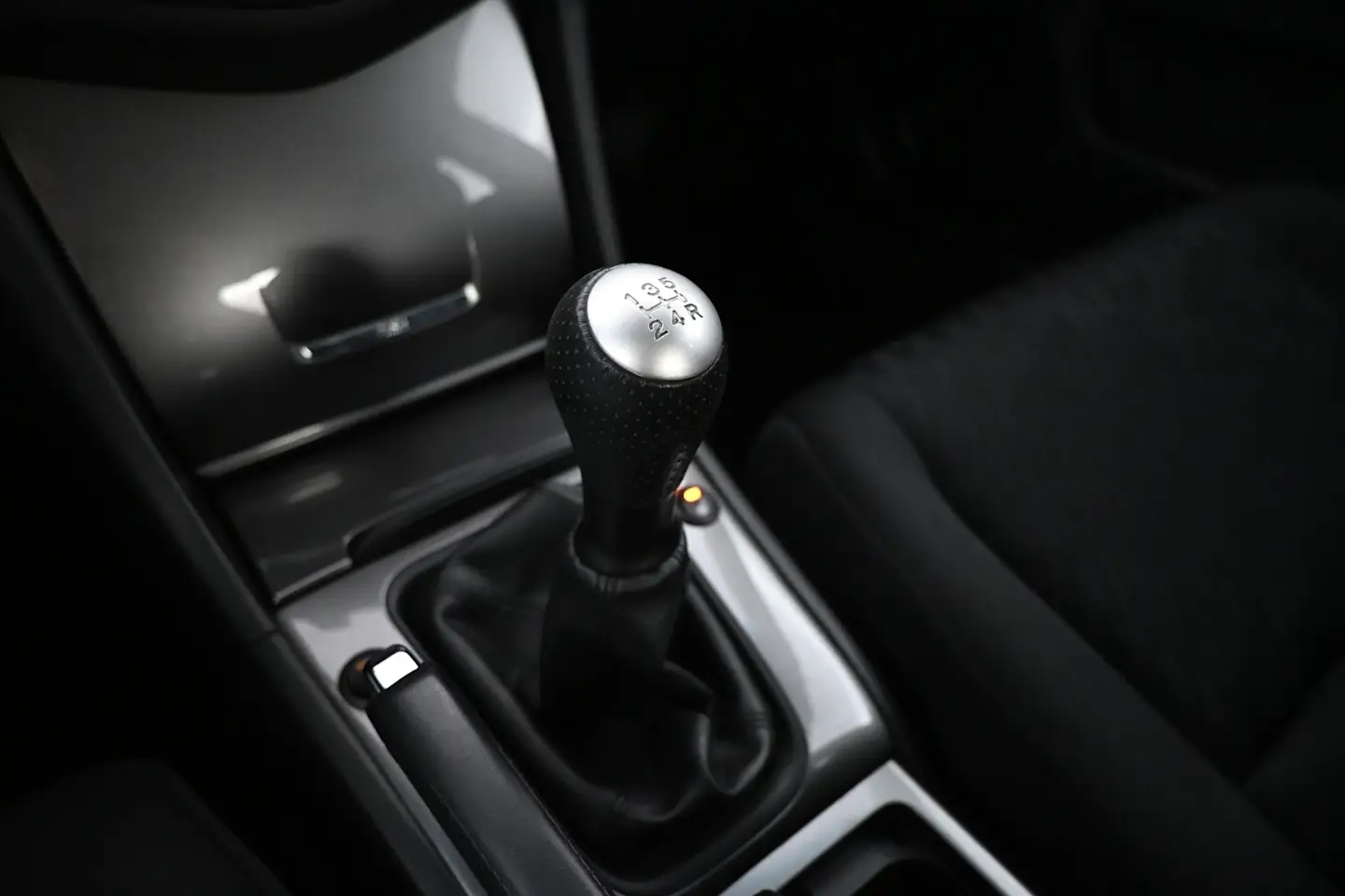 Car Image - 2Nk6nvr1EephMsoVX4Rrmr