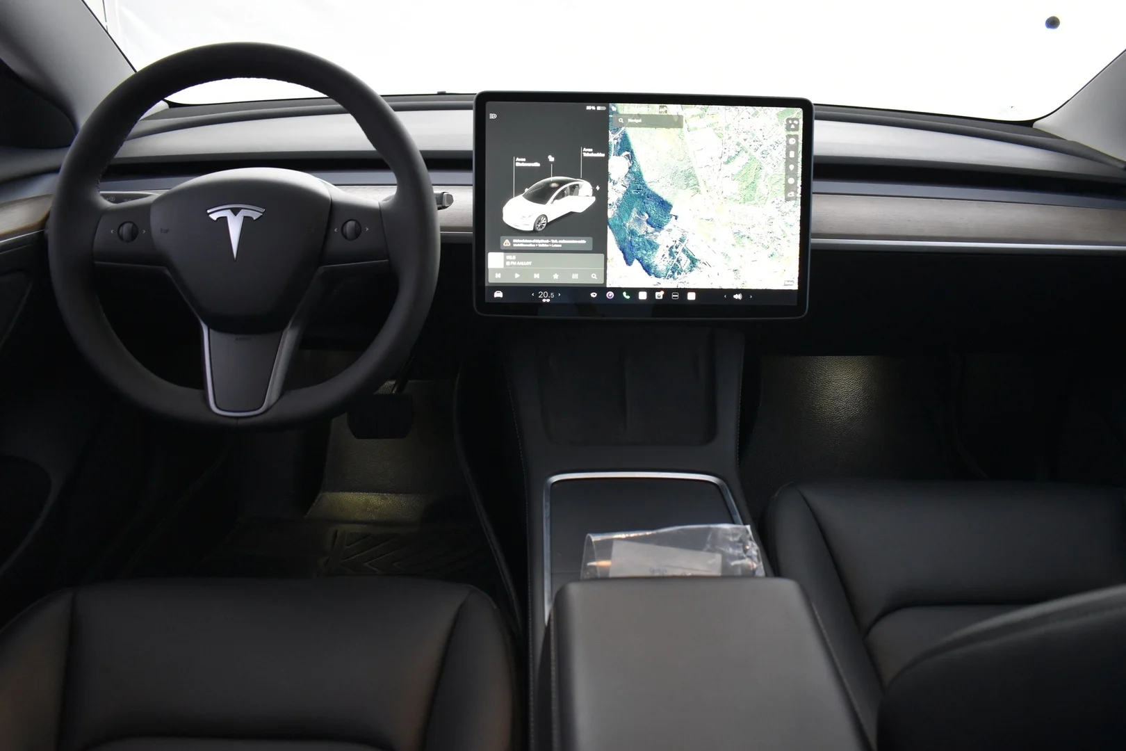 Car Image - 6FFhHSCU7DDUEzv8pcMfkY