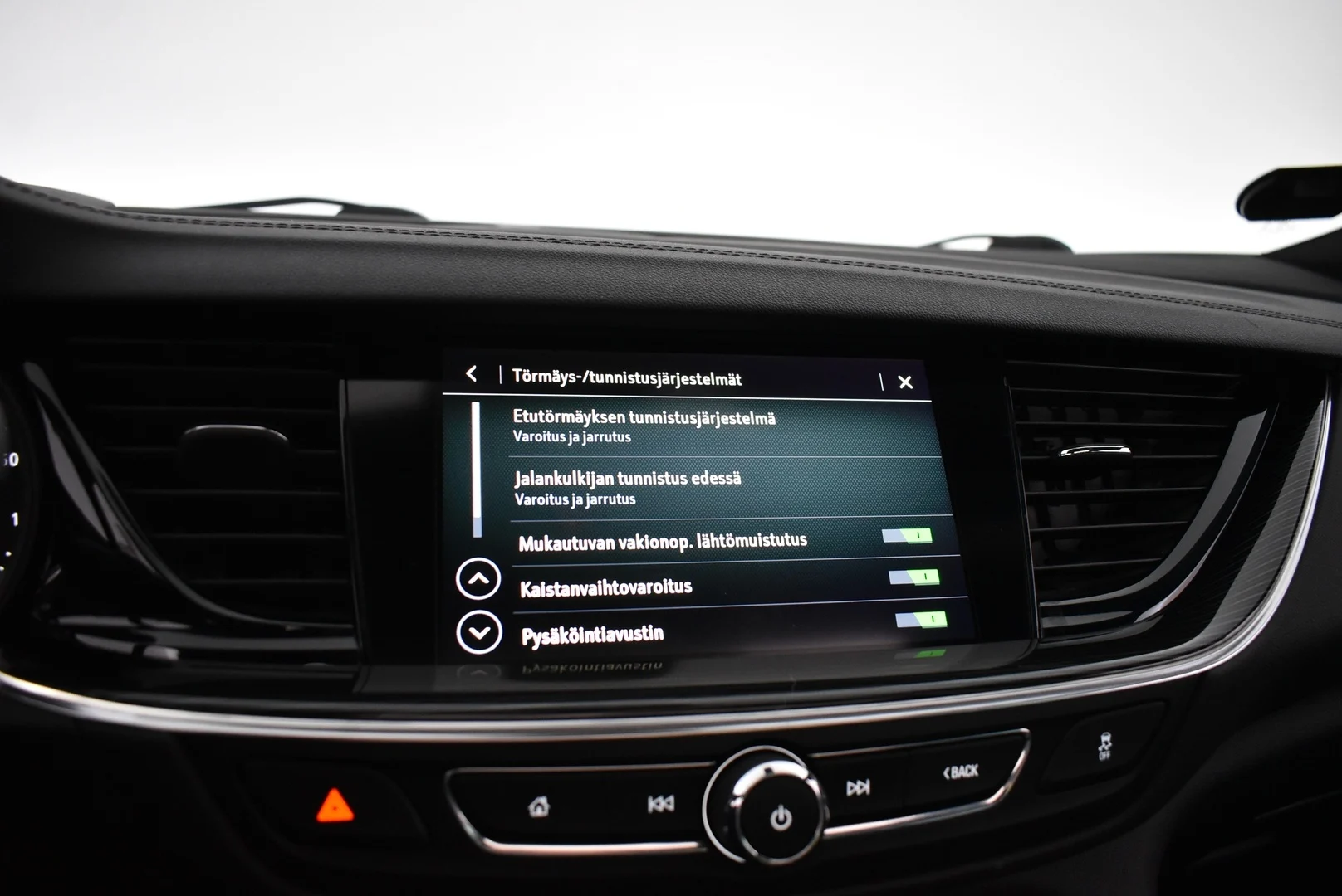 Car Image - 2QsvkyqbkHWAiRwzuC5HpF
