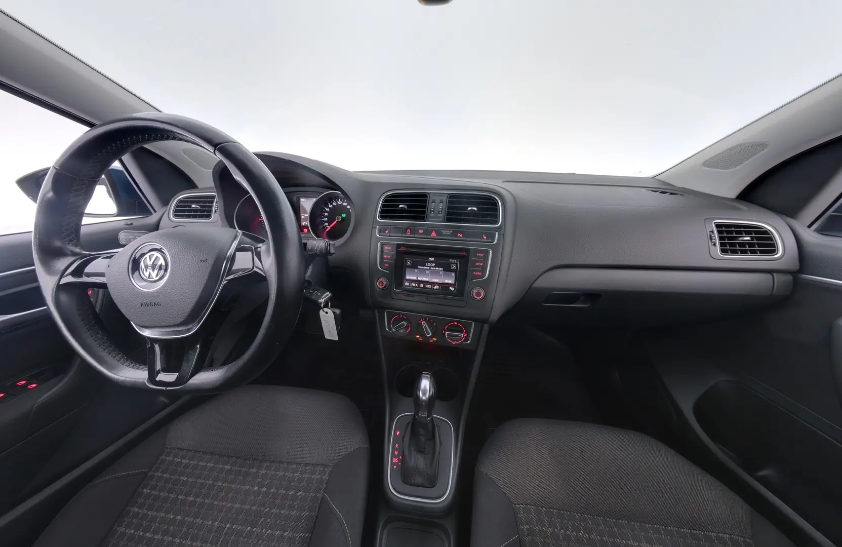 Car Image - 38JC7686KQOz9tzfh1WDAS