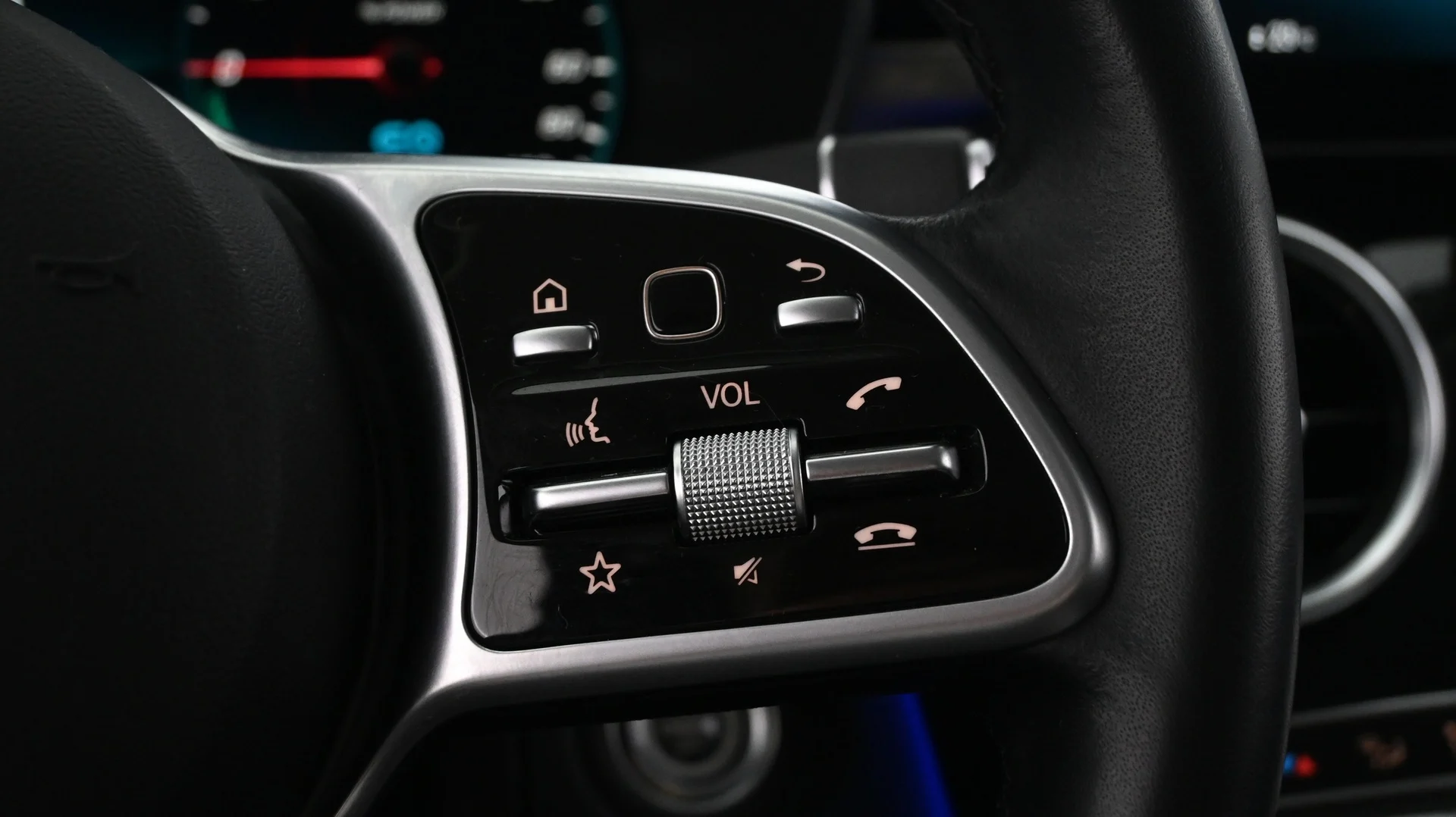 Car Image - 4g66wyrDw5oa4JB291bxdC
