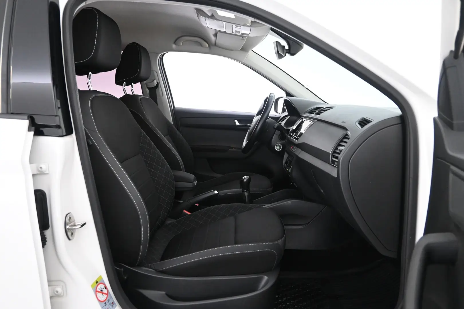 Car Image - 1HLuRVWYjBVb0U5lgCuk3x
