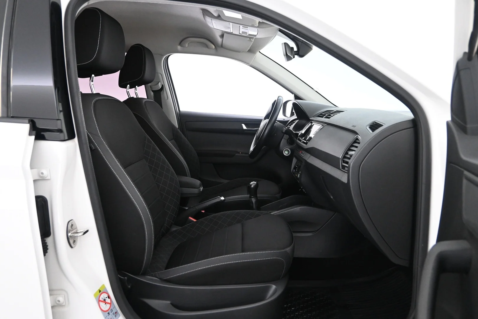 Car Image - 1HLuRVWYjBVb0U5lgCuk3x