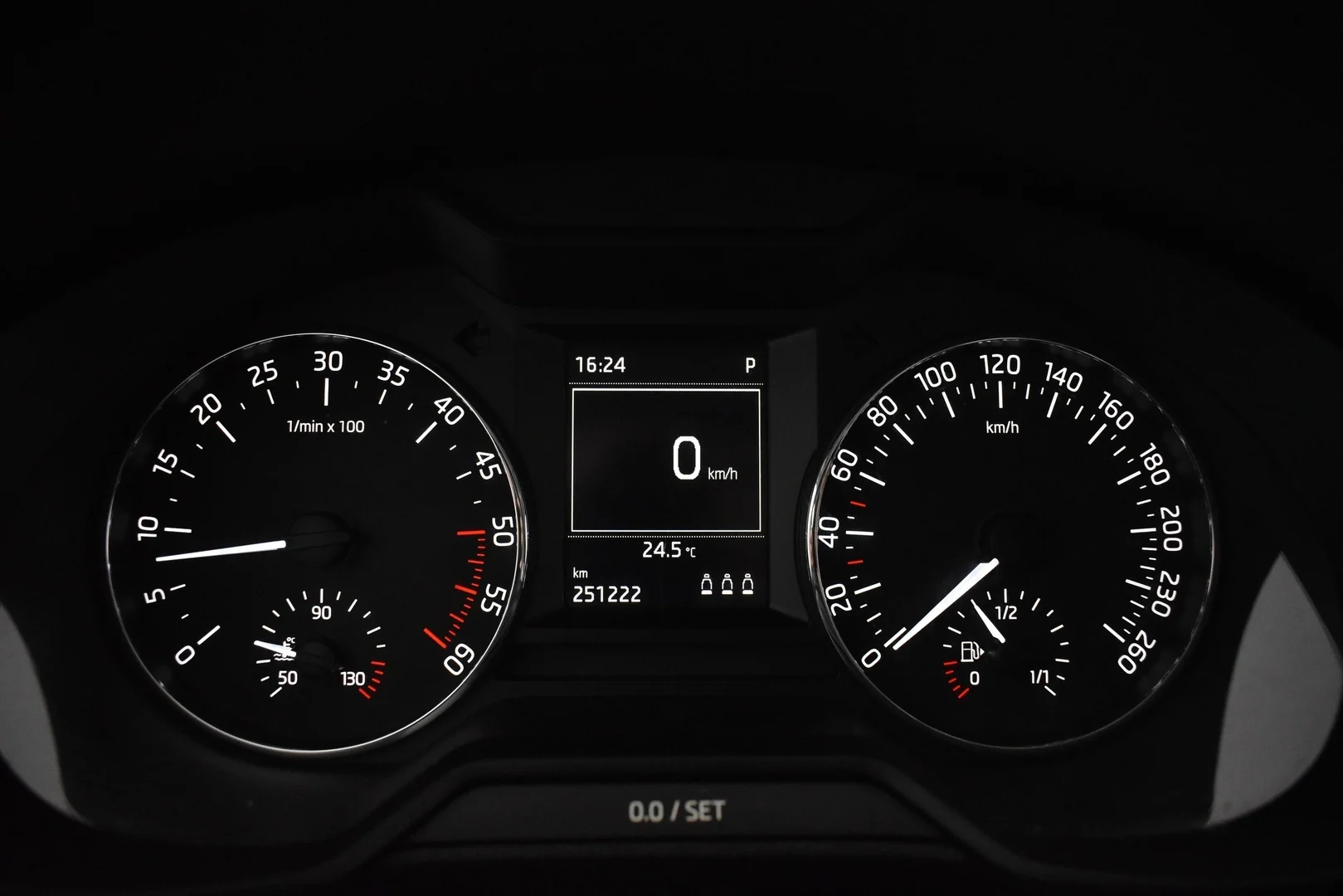 Car Image - 7rzTIEce4dpFOj48rZe6GO