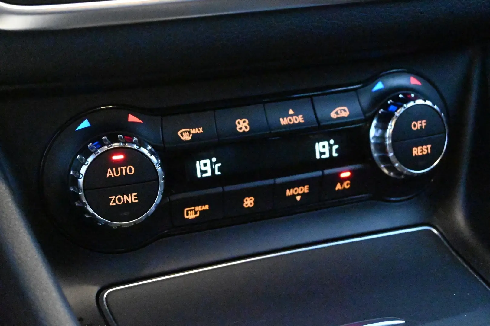 Car Image - 5b5Xga2ytzmQ3vgQAue4Rk