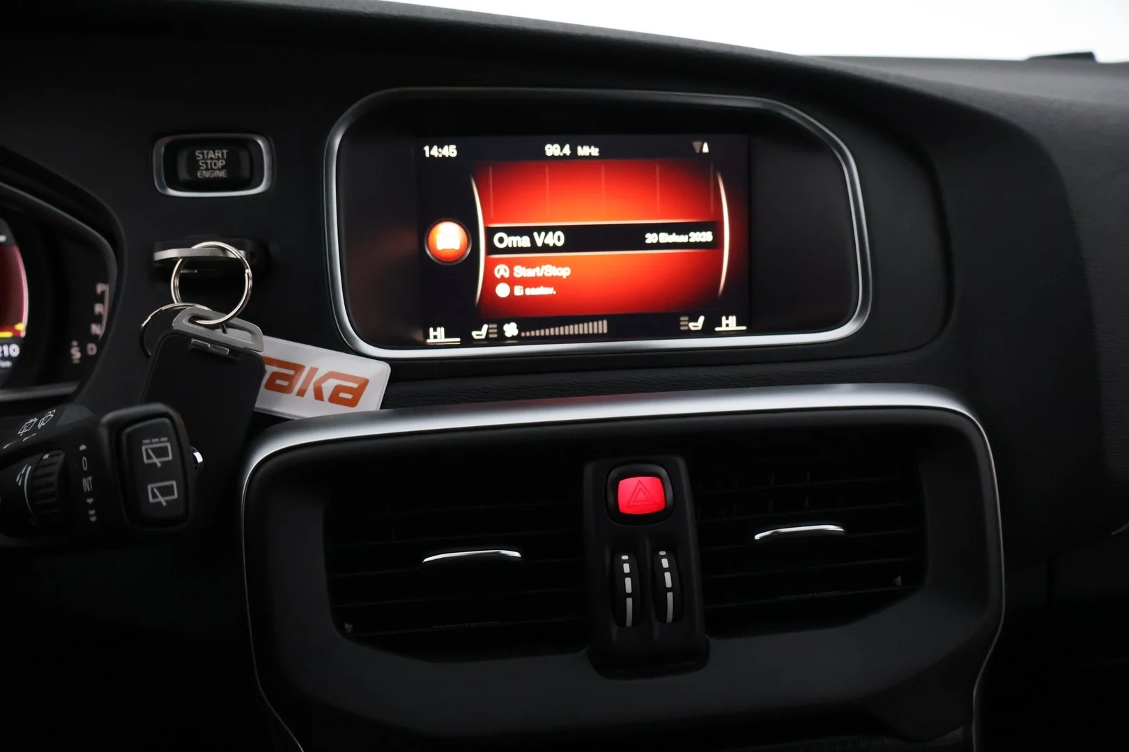 Car Image - 6Q4TU4tVTs8nZwpSYBlD9V