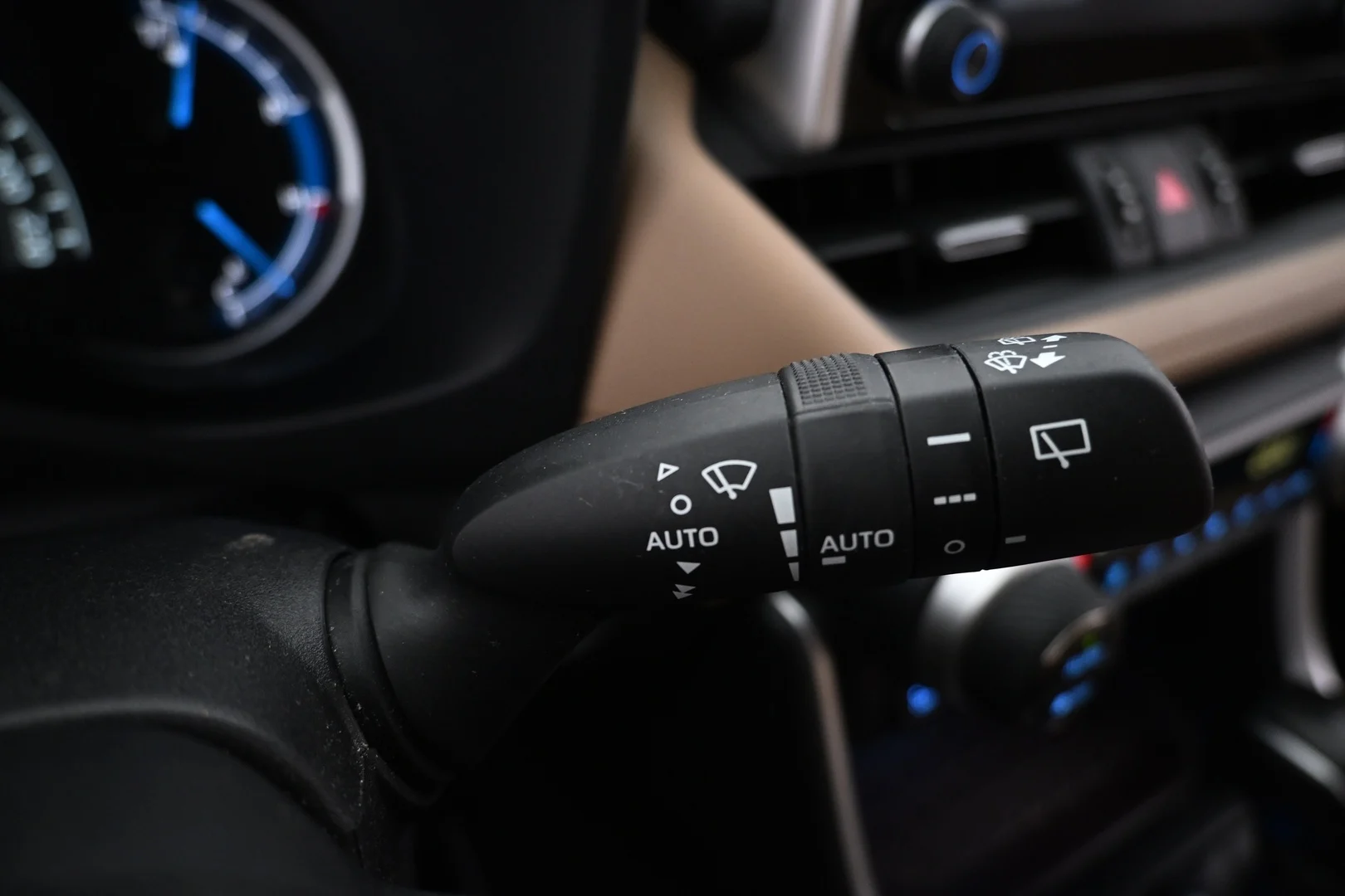 Car Image - 5CASDdZVJktboIRymRR5I7