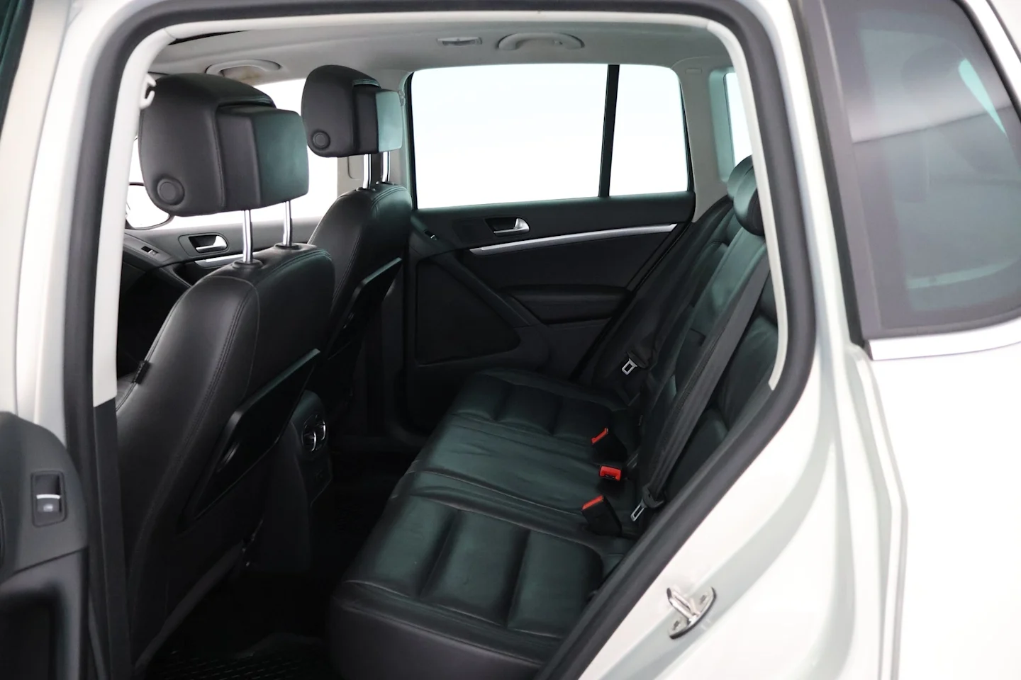 Car Image - 309mnchTk2vuSPaSA9E93