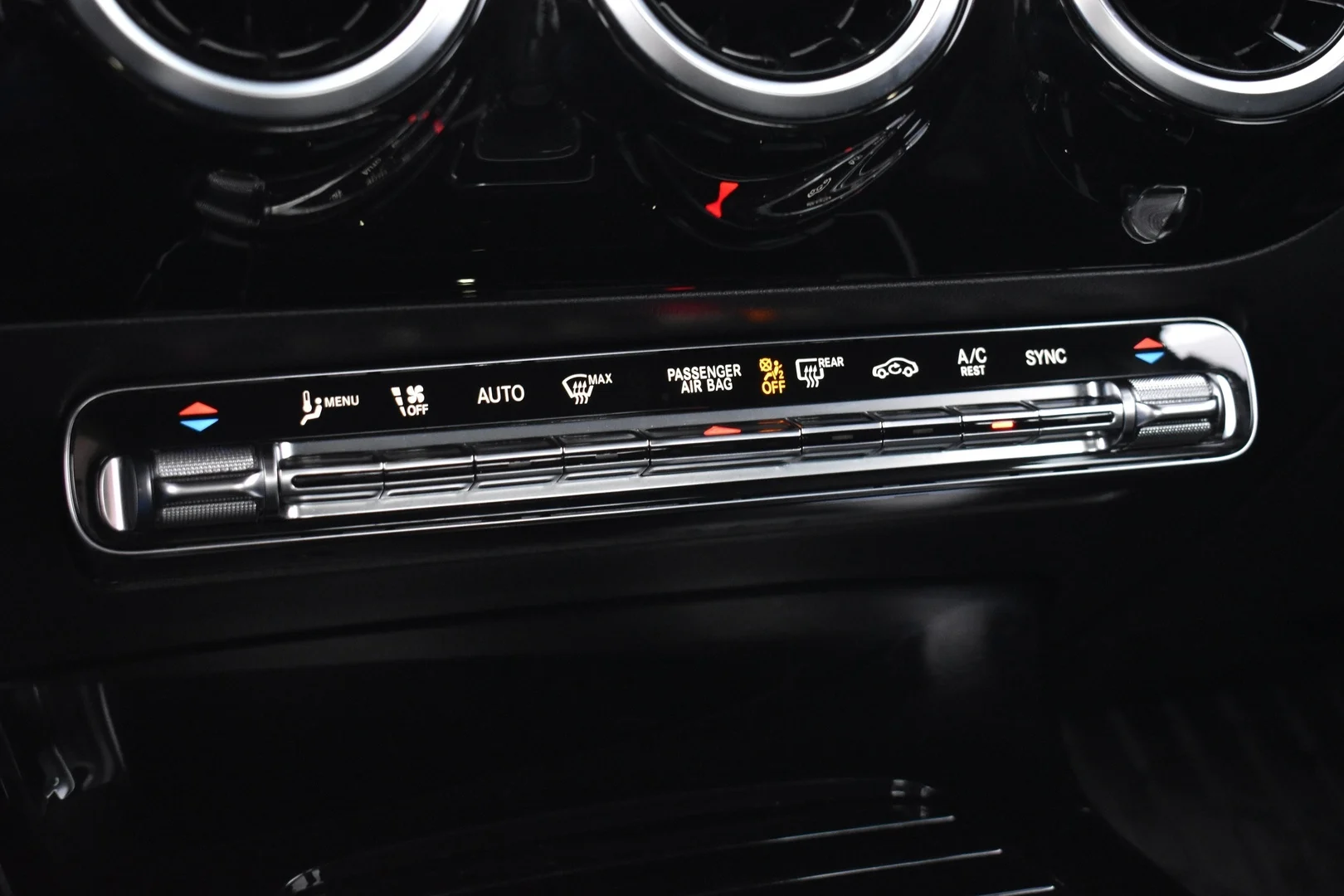 Car Image - h0vGwPMAtGXtpUC5ciJ4k