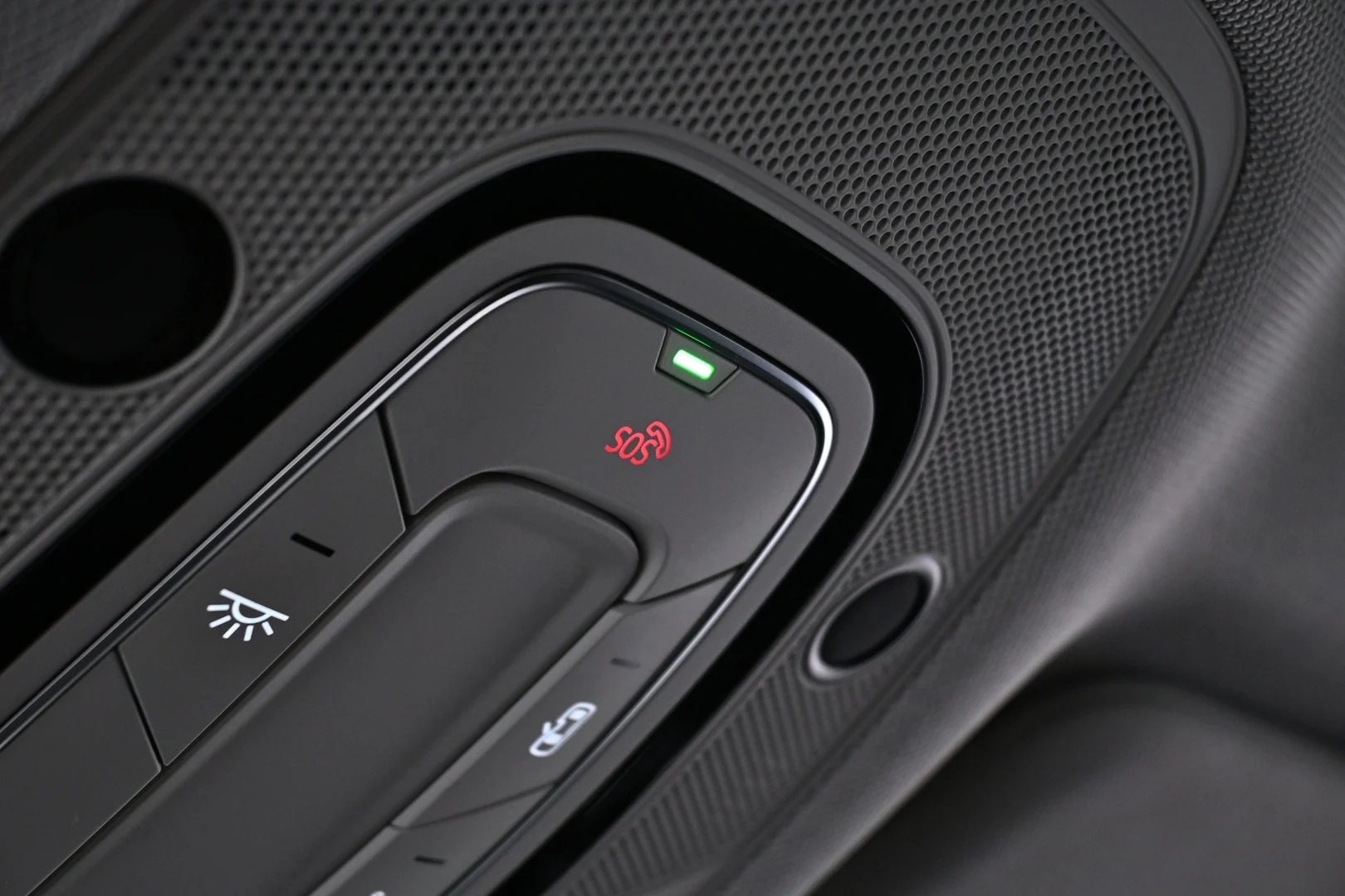 Car Image - 6Y49SiNa64hyRxZlMJsM6W