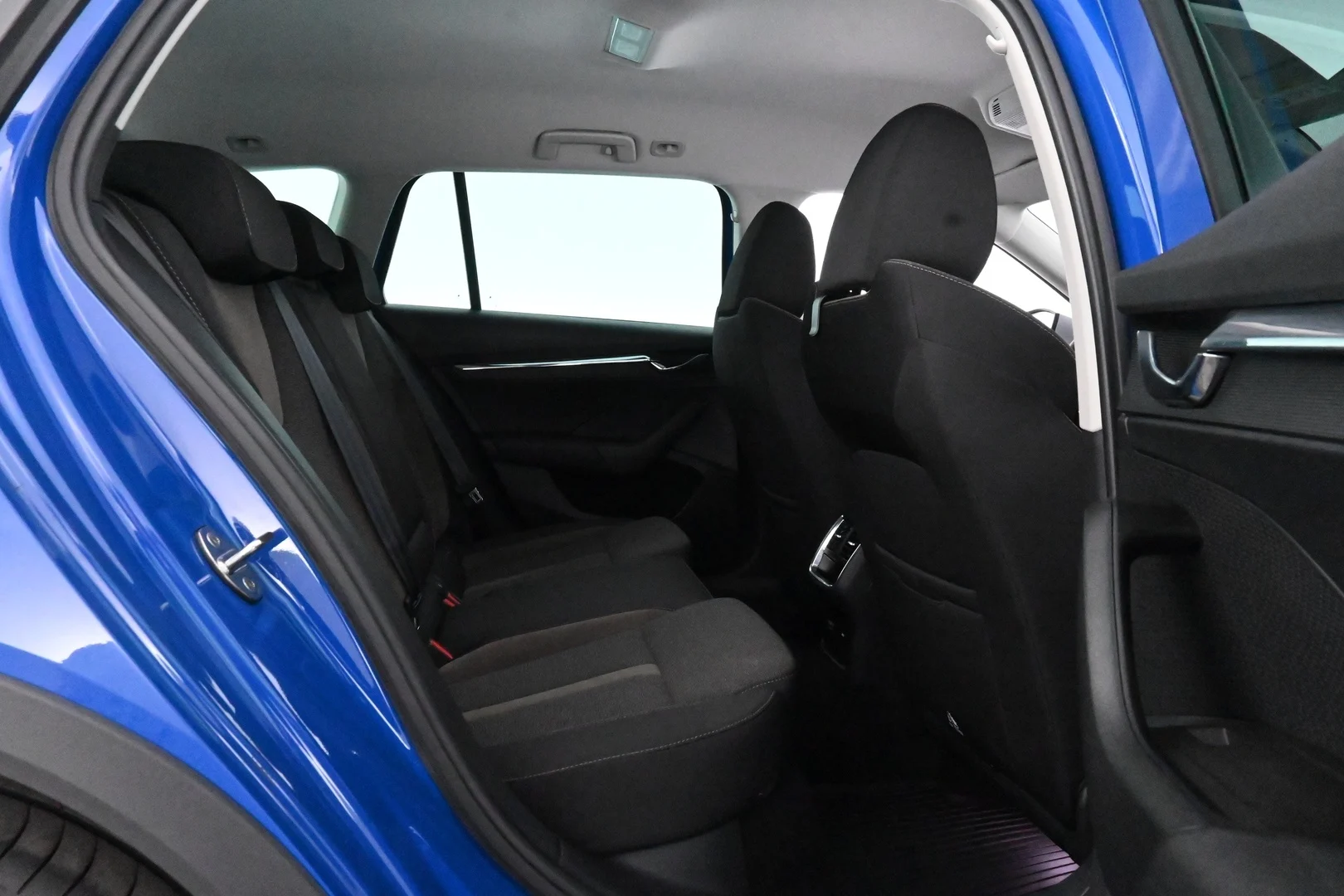 Car Image - 2Wo3x25u1nEcbxhmgQ3kSH