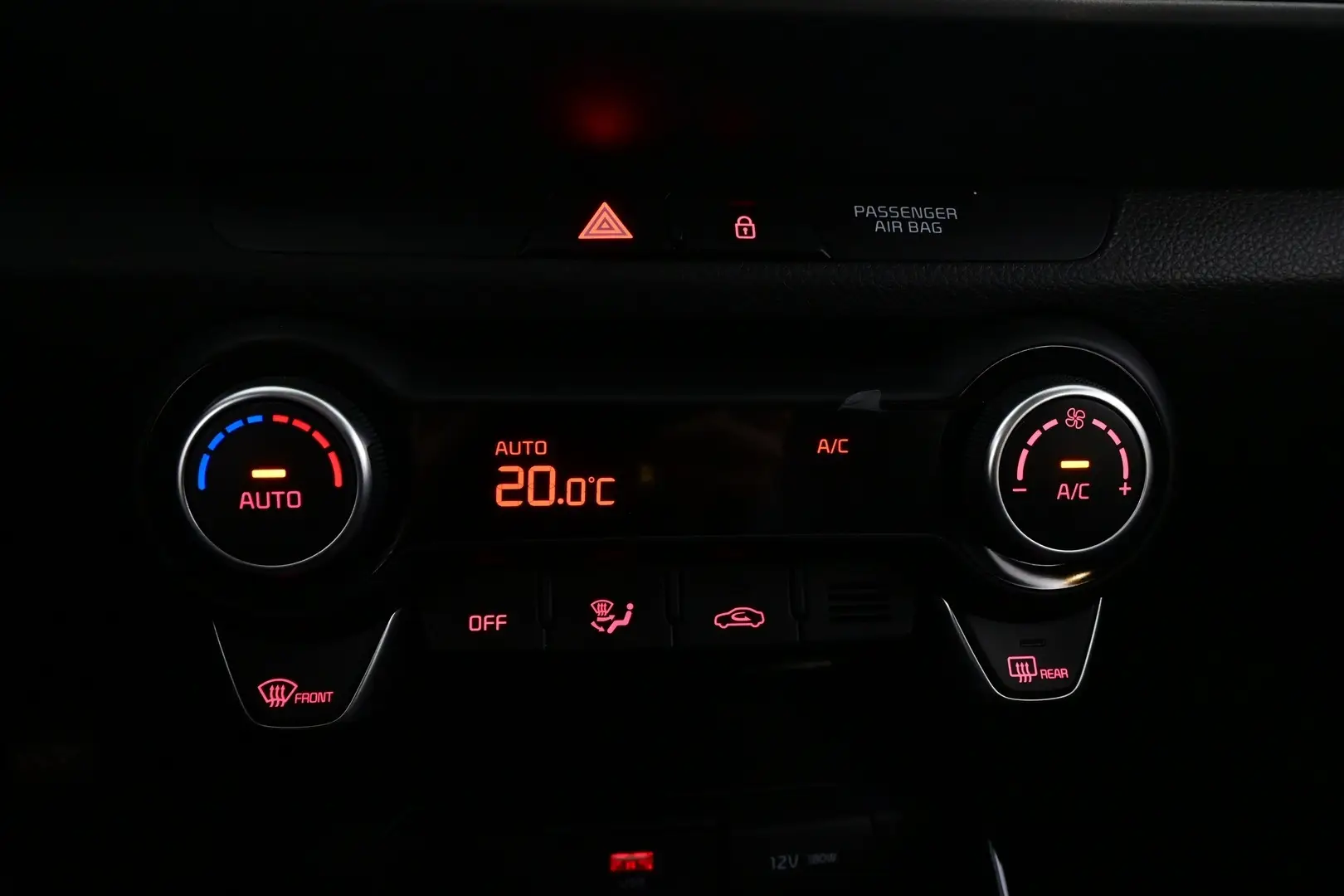 Car Image - 7wbJLCr8LBc0xv4eelHpNO