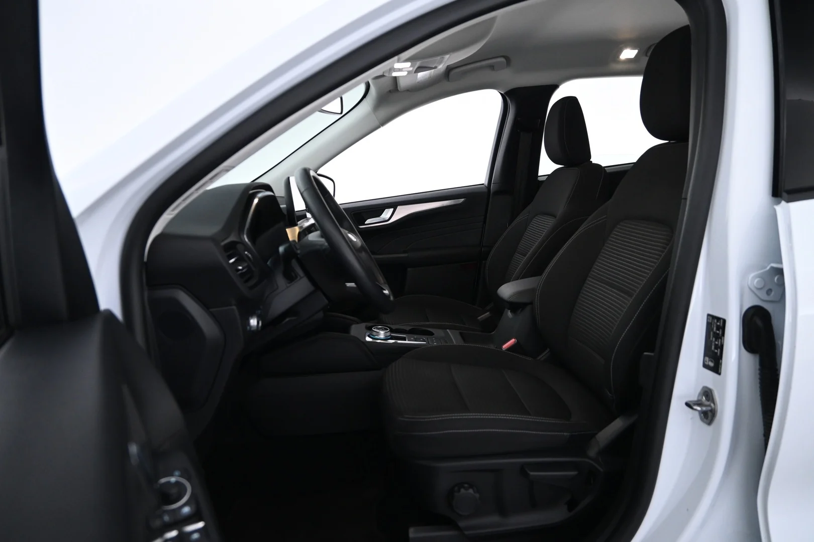 Car Image - kY200rpT3q8RuevH3u2FJ