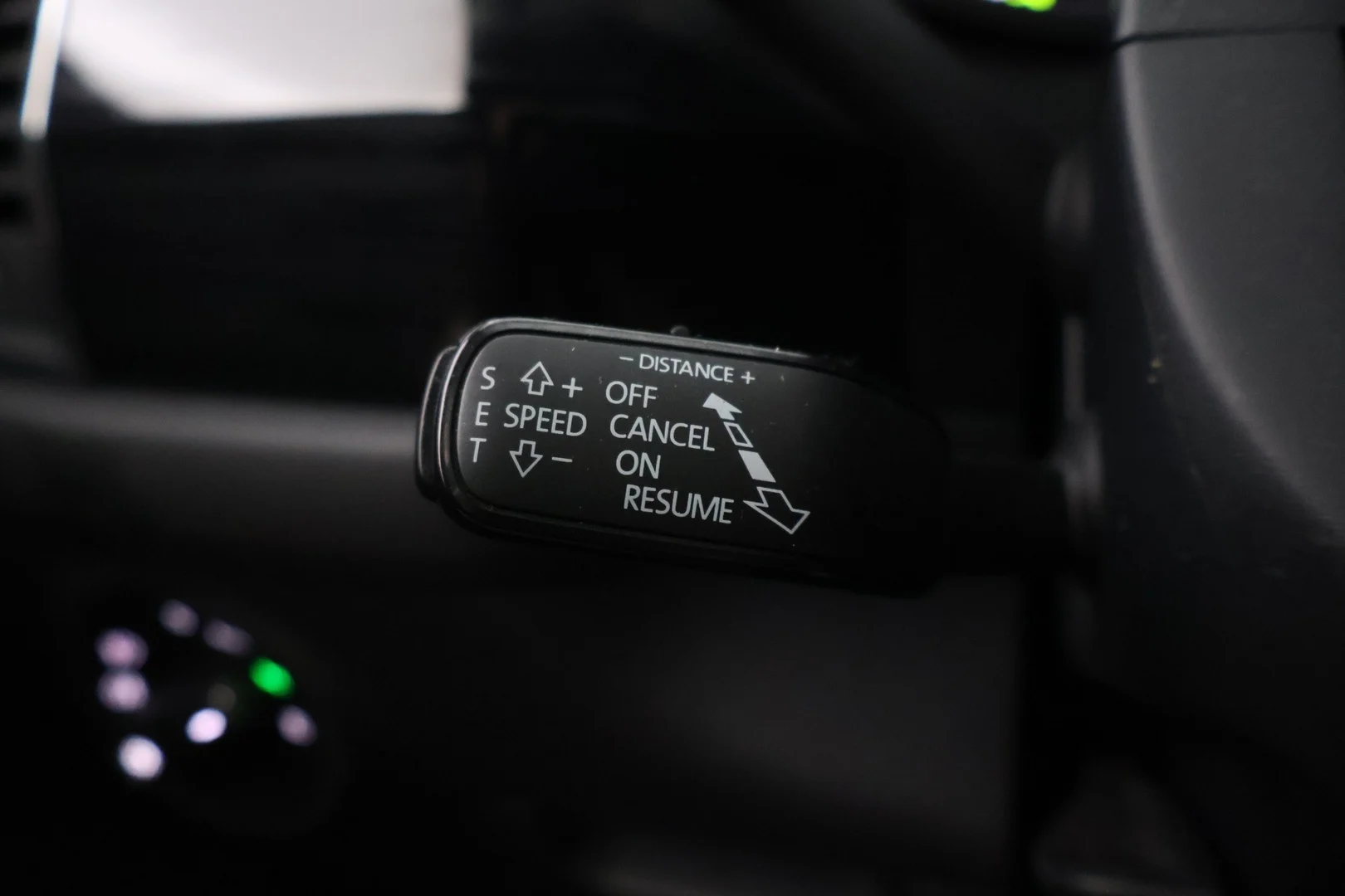 Car Image - 62urdYdRuncX3BusWFU8bM