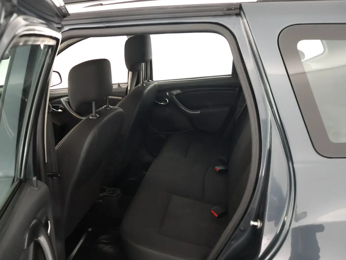 Car Image - 6TbFci42TubkjyNXz3OQSb