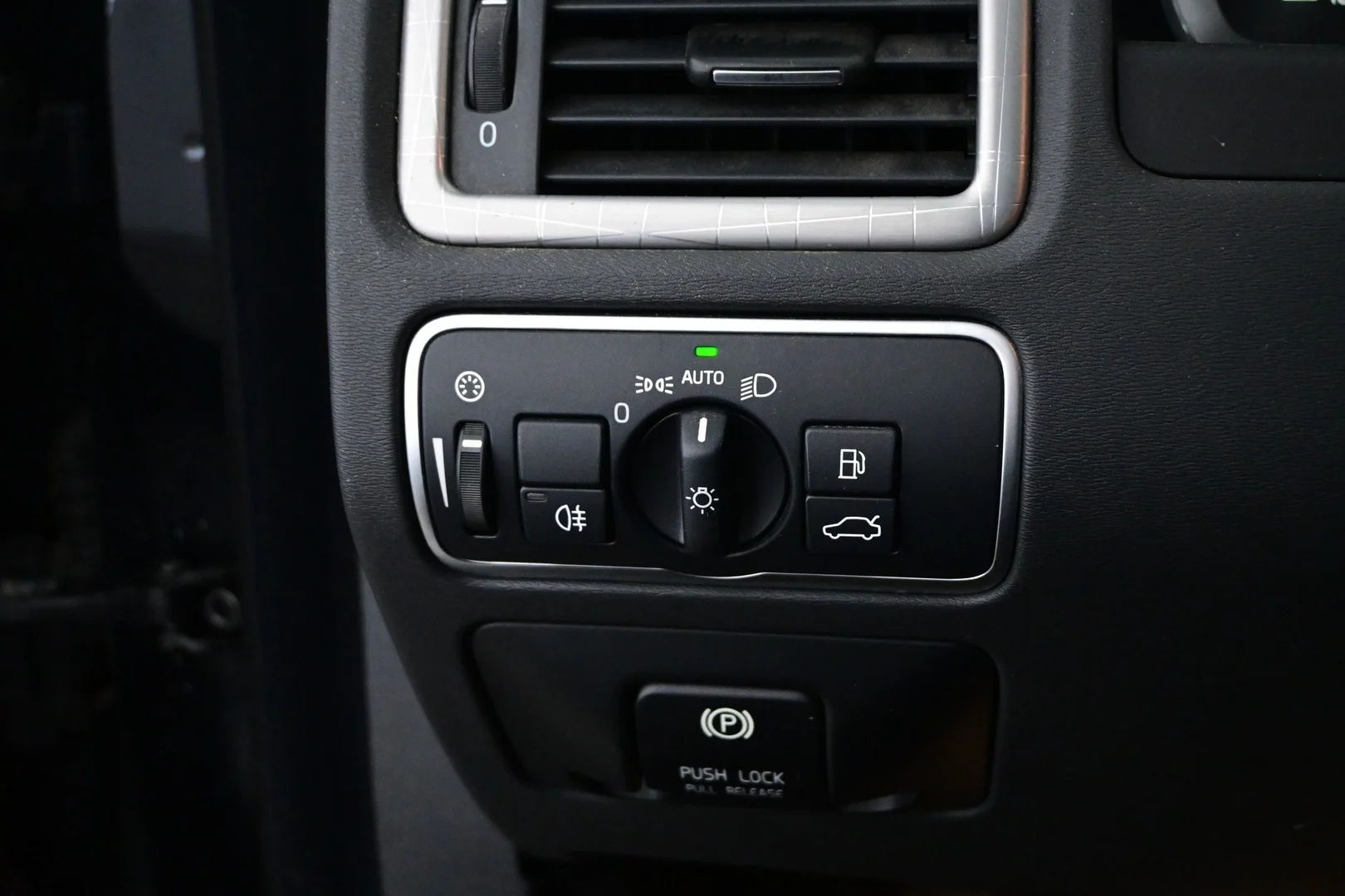 Car Image - 3q9UwD0qoMjGTZ5hP0nmrQ
