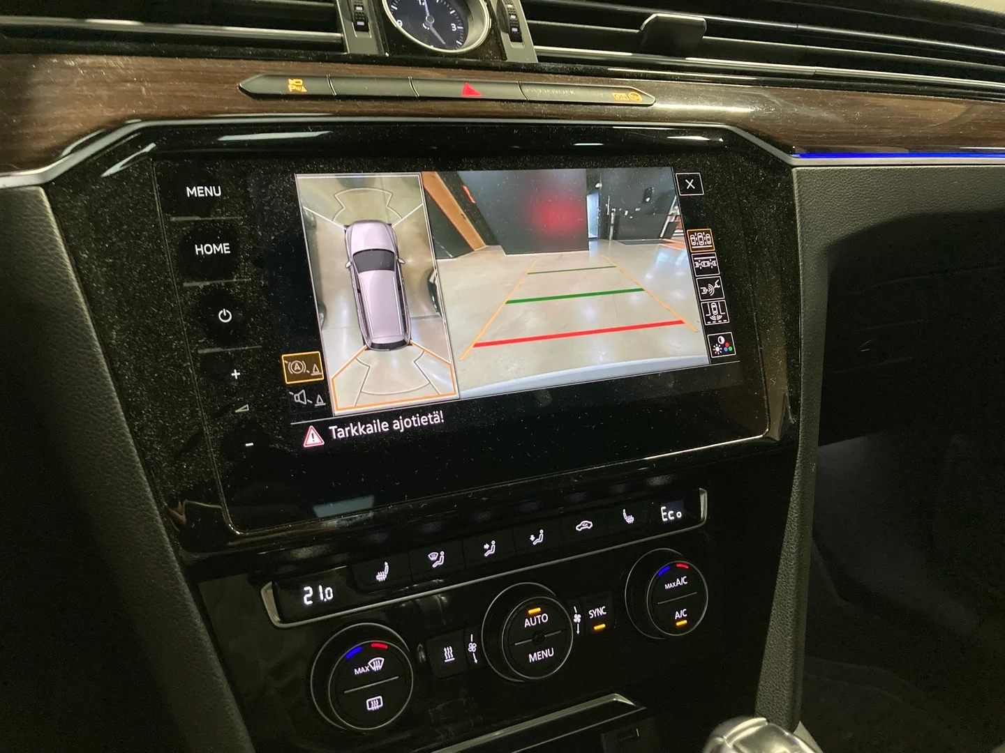 Car Image - 2IS3FFY1dxe6pnnBhLTncI