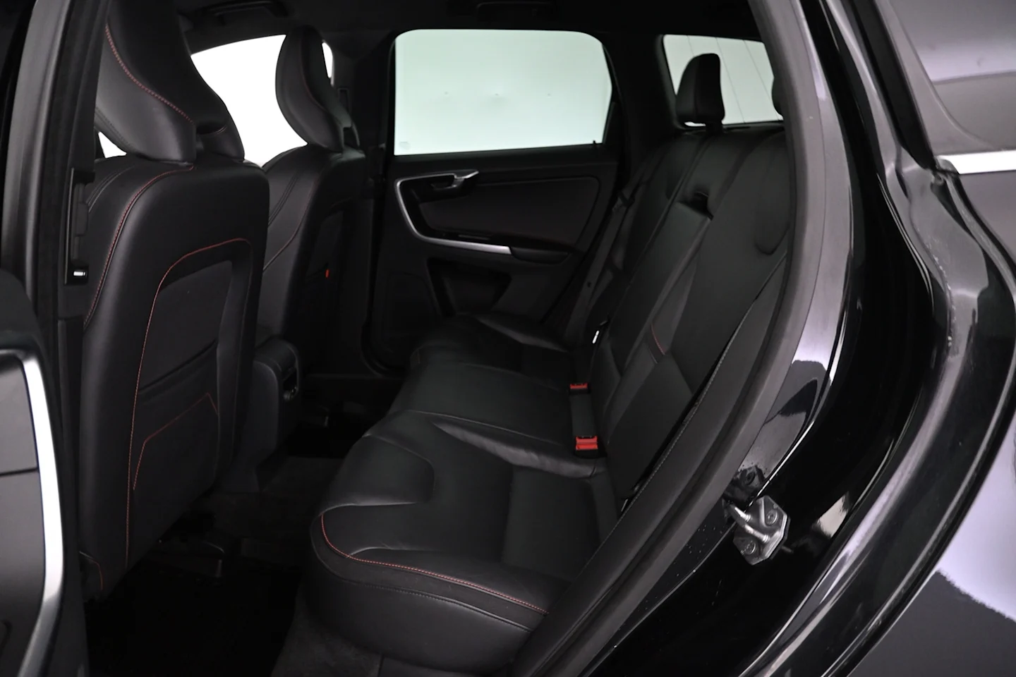 Car Image - 6D8sjKBpyiyjAoScNEot22