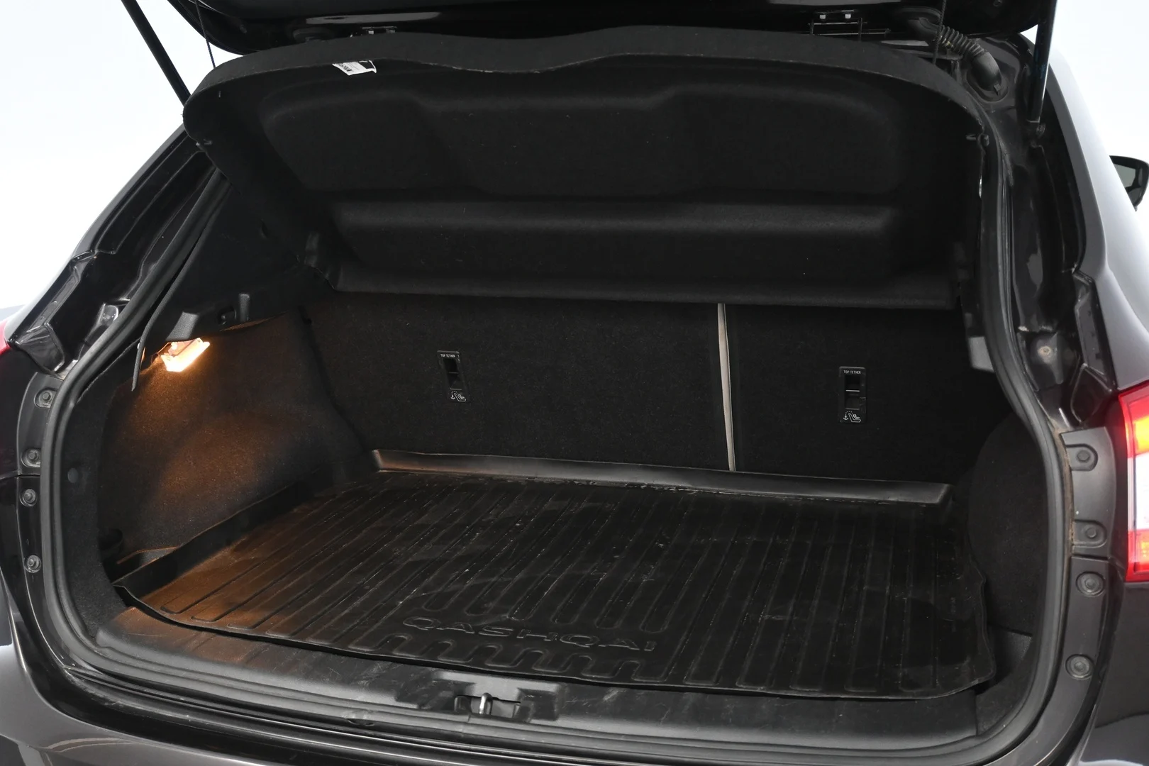 Car Image - 4HCIZi38lGzMvRyF641ESK