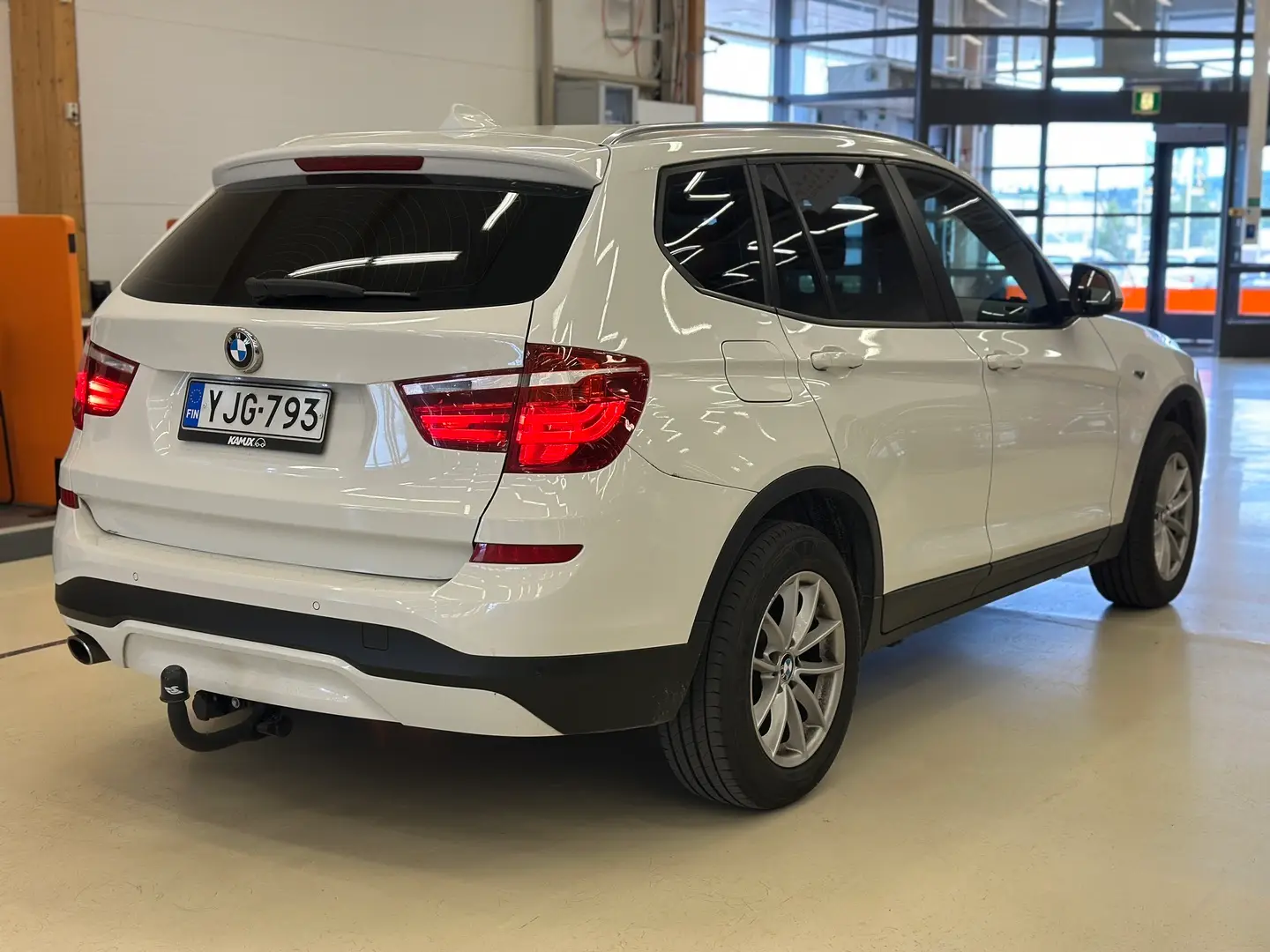Car Image - 1ccNgBhcFI48G1CtuUvoDr