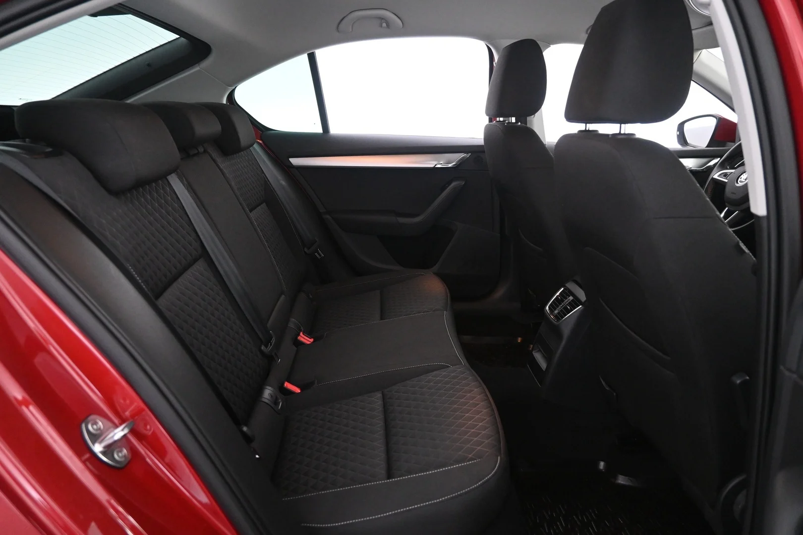 Car Image - 4But6q5vdHrxx0dqfQvisu