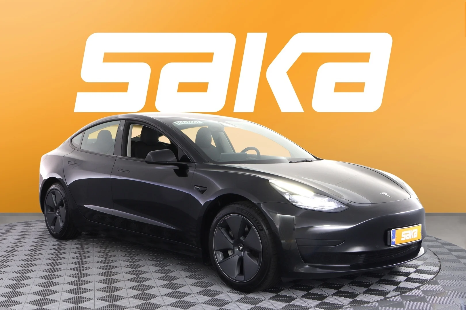 Car Image - 3xNpZukYZzNUeYbOI87Qz1