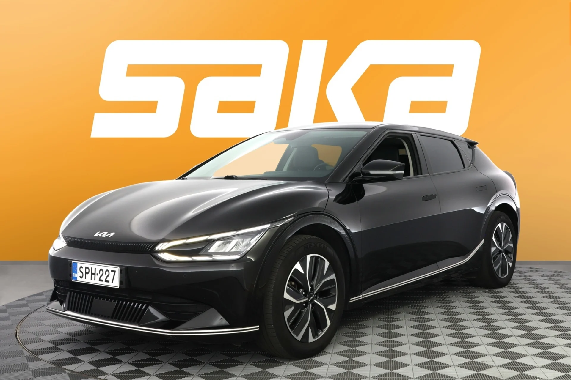 Car Image - 7dlRvPrdwbpA96CVTrxhT9