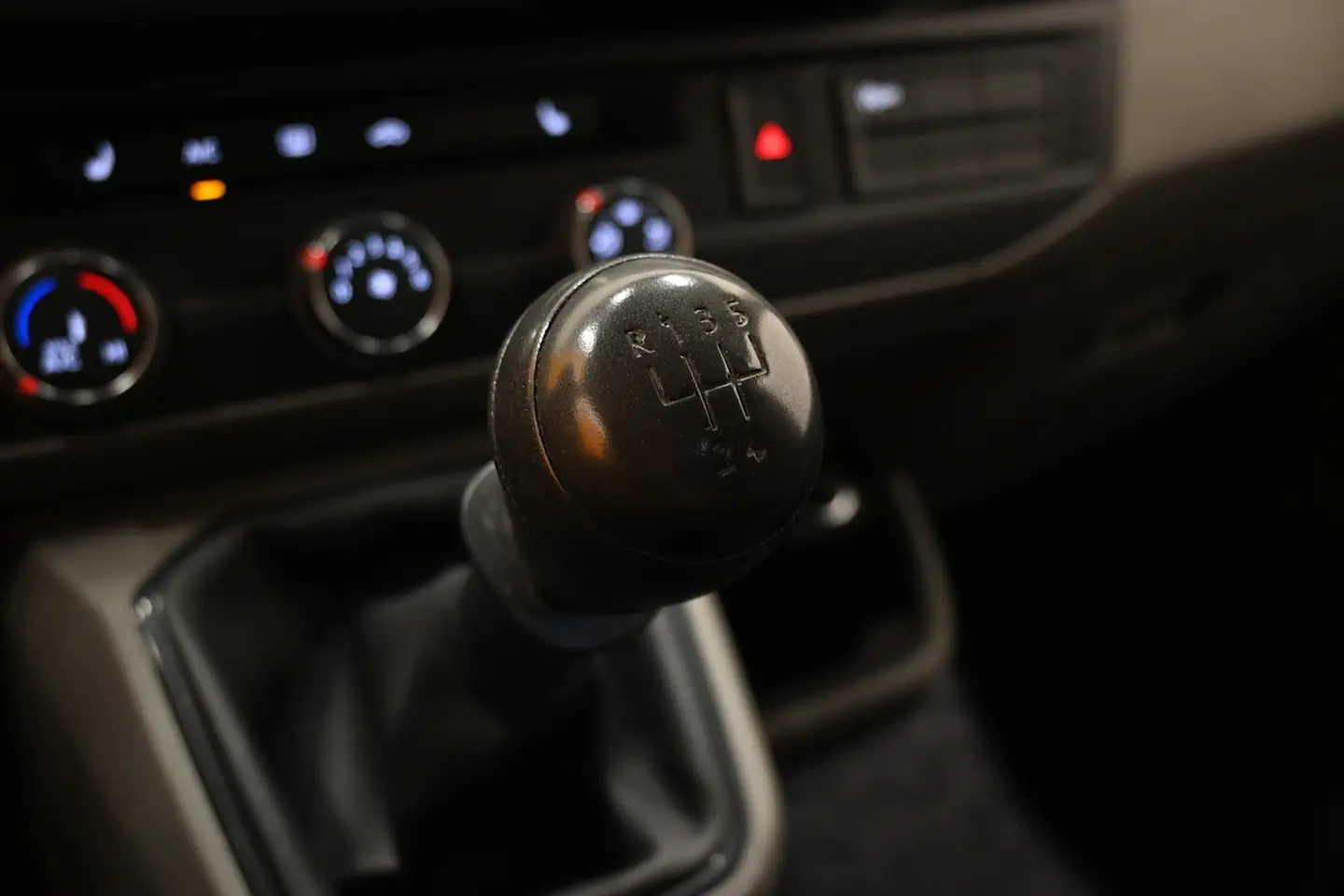 Car Image - 1WtrUIRgO7mnG5b97D6WgN