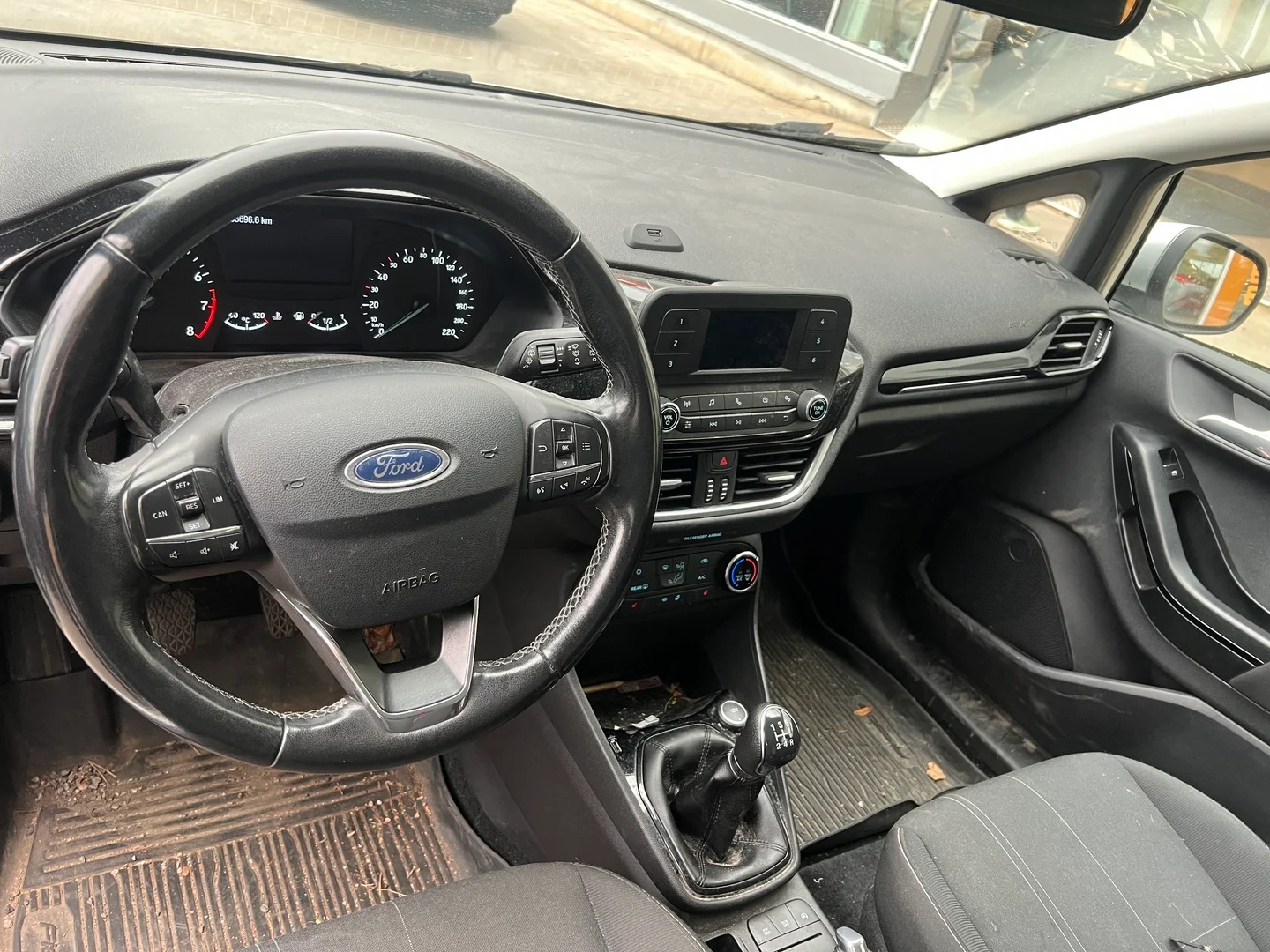 Car Image - 7eaTkLBss8Nh6oT2cWHtbC