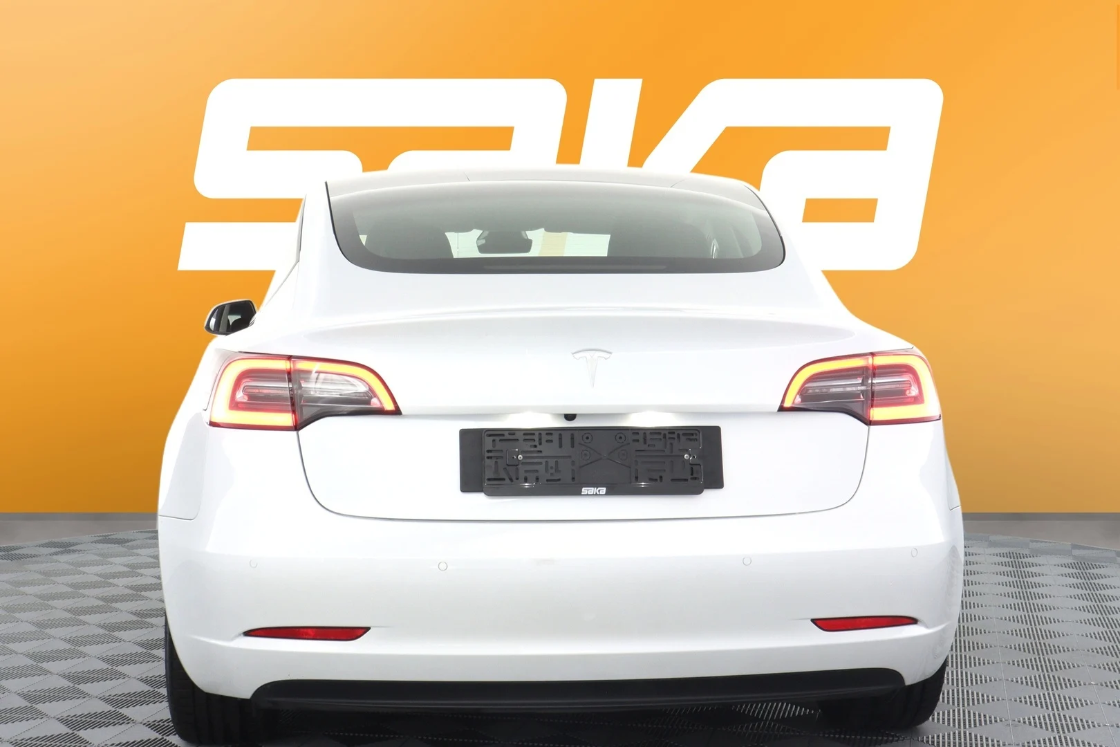 Car Image - 593ggl3dxqW7XVZVoEqyNT