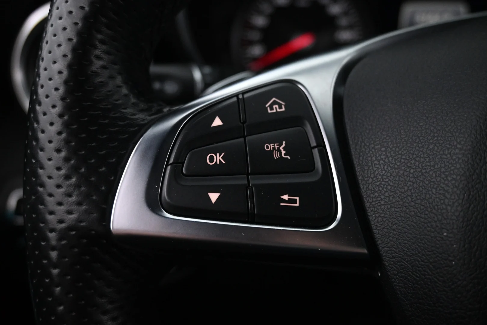 Car Image - 3fHOsssgHFnOCEG1hyDLnI