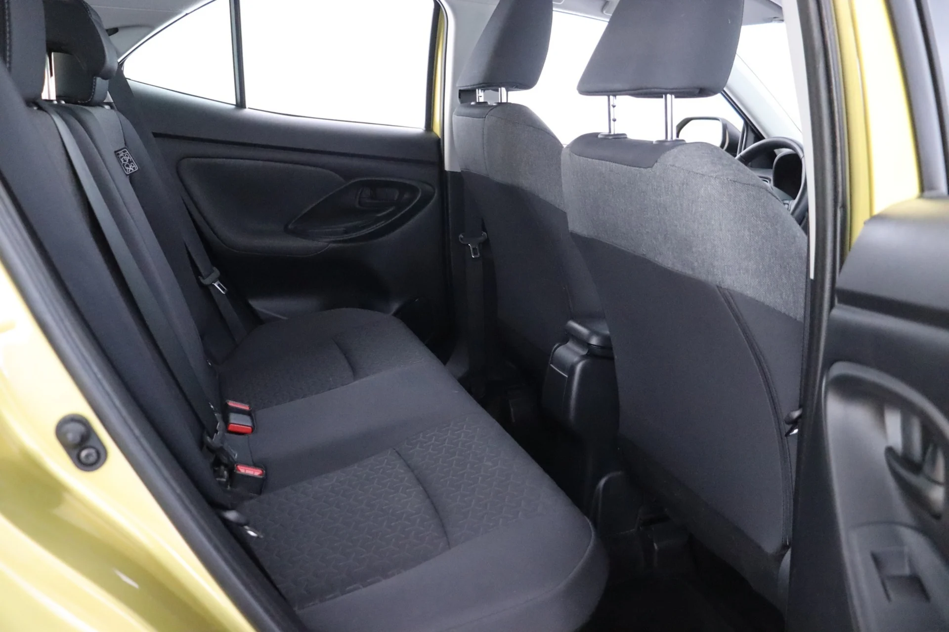 Car Image - 3NG0A74yxhmsk0lgjnt9j3