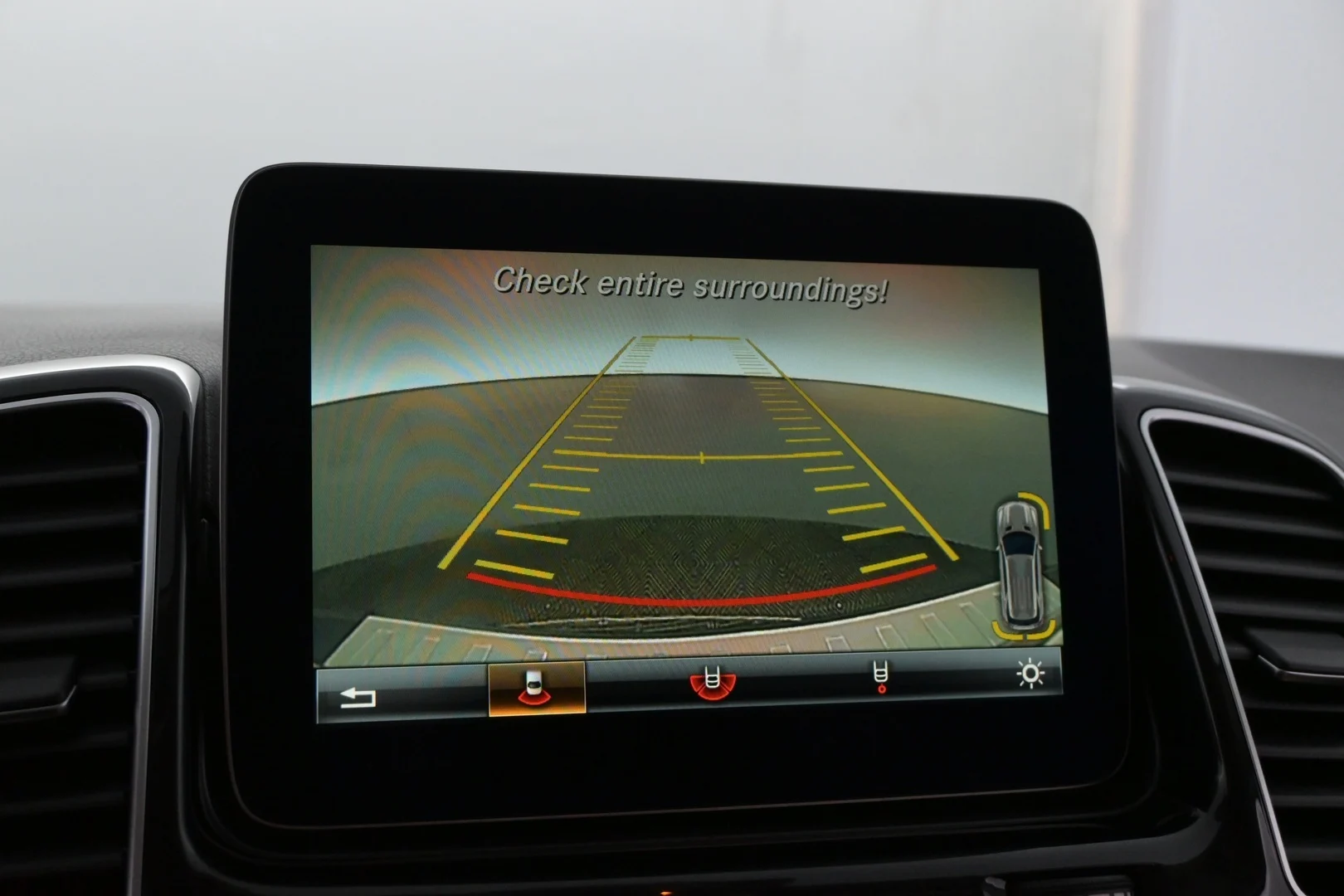 Car Image - 2QhEJfl5J3HzsHCX3ubMQO