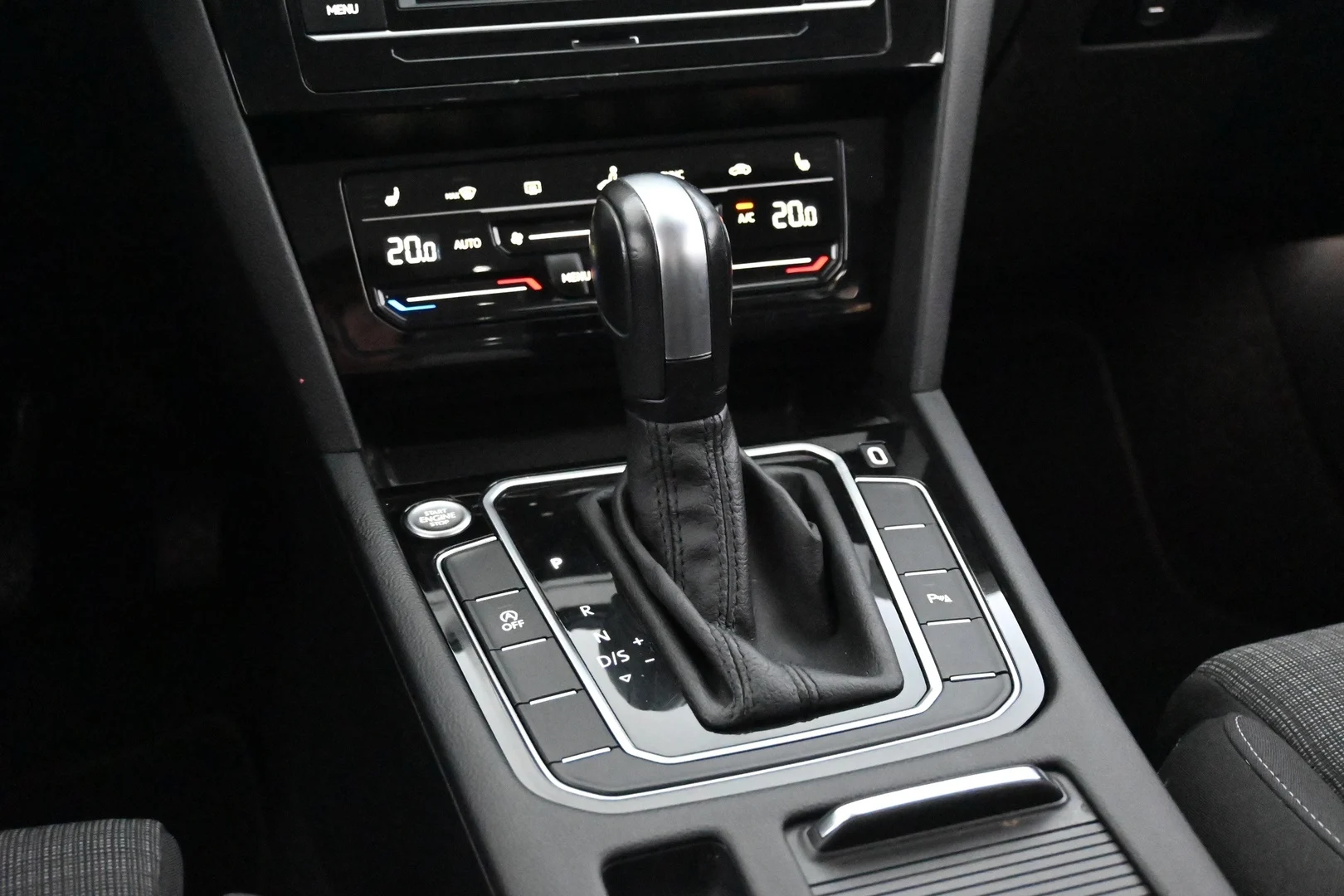 Car Image - 4NJ8zoJg7H8BsceIZGO2sf