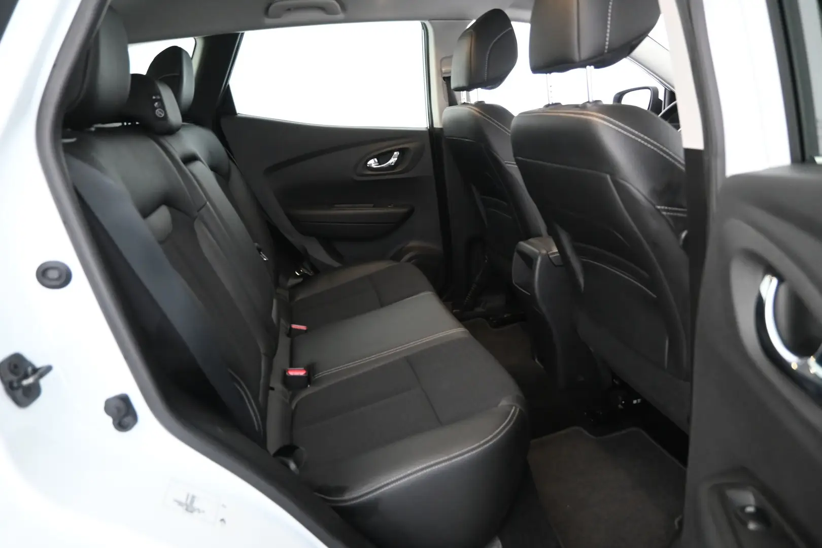 Car Image - 3QyAUo43Vi3QF8OjKlel1p