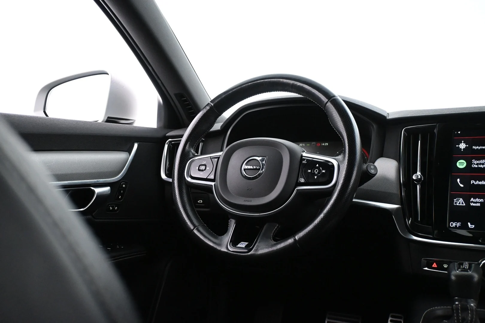 Car Image - 2U6a0RfKYqwhbjYHAMFI5S