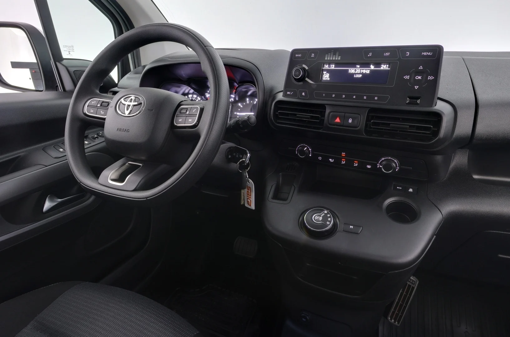 Car Image - 41uBCuc3N7nl9y6wSinErb