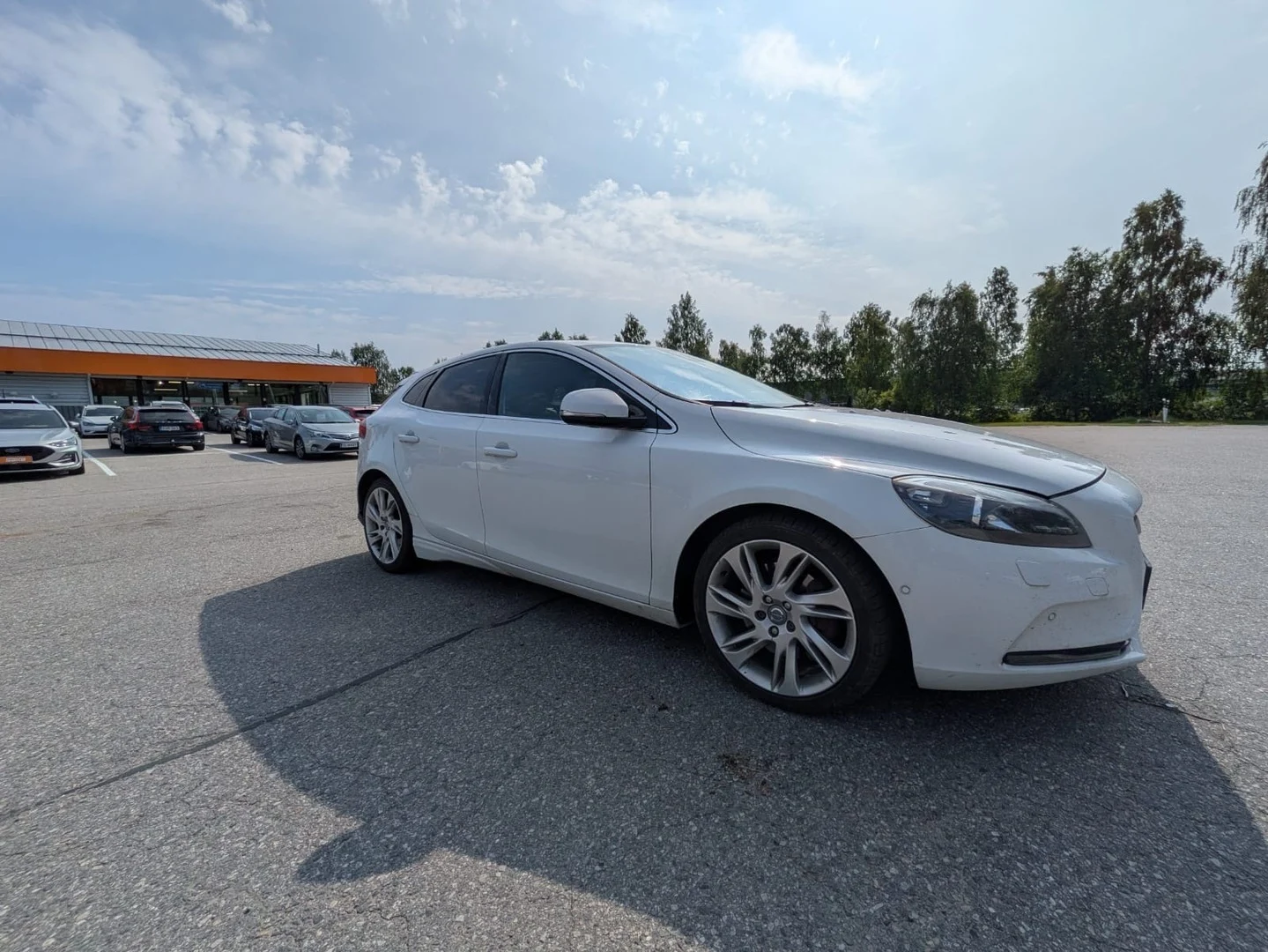 Car Image - 7fa8eFseSWbo73CEKAlTpF