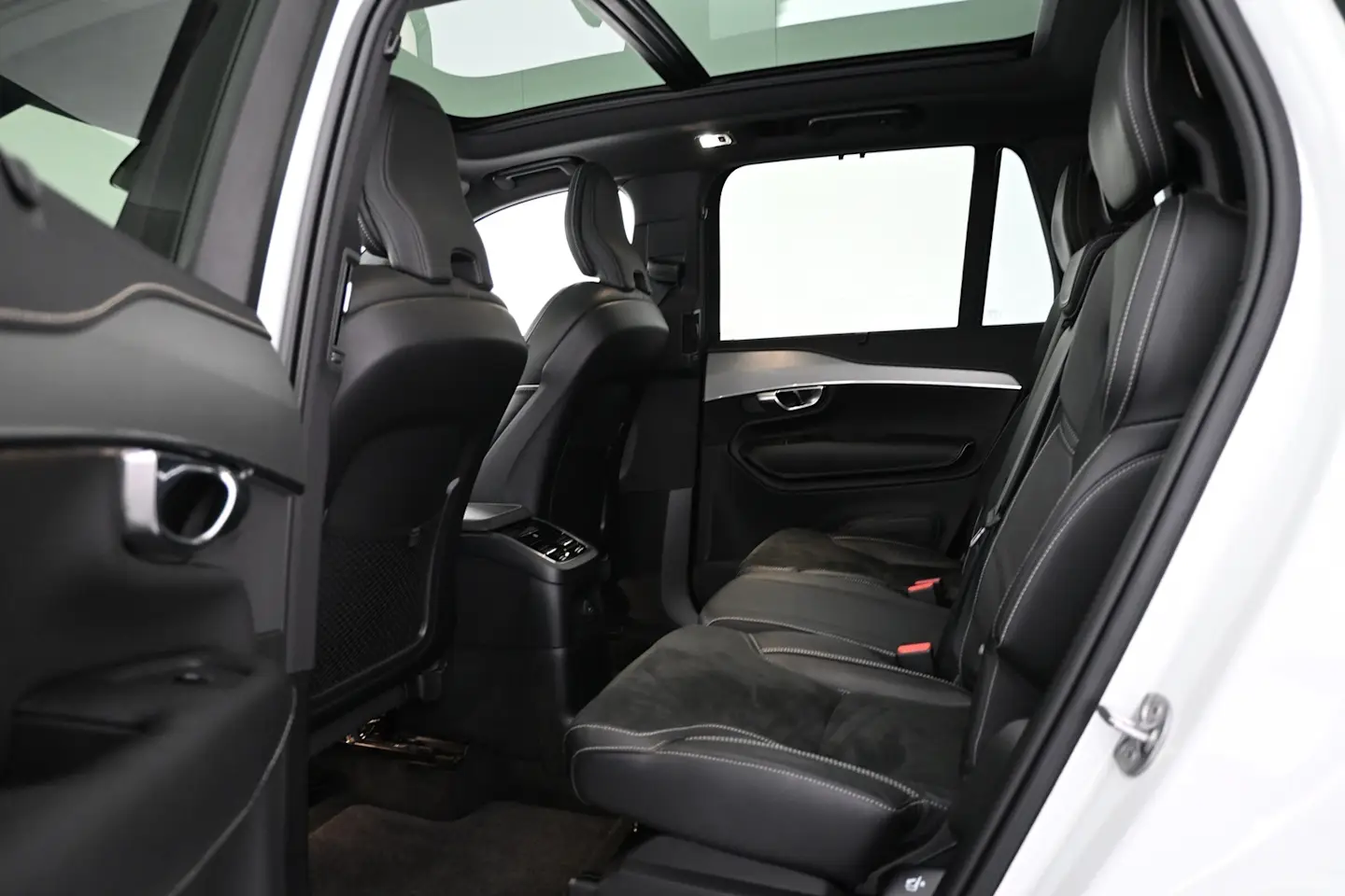 Car Image - 5c9a8JmPbHcSzeBKRRO1qt