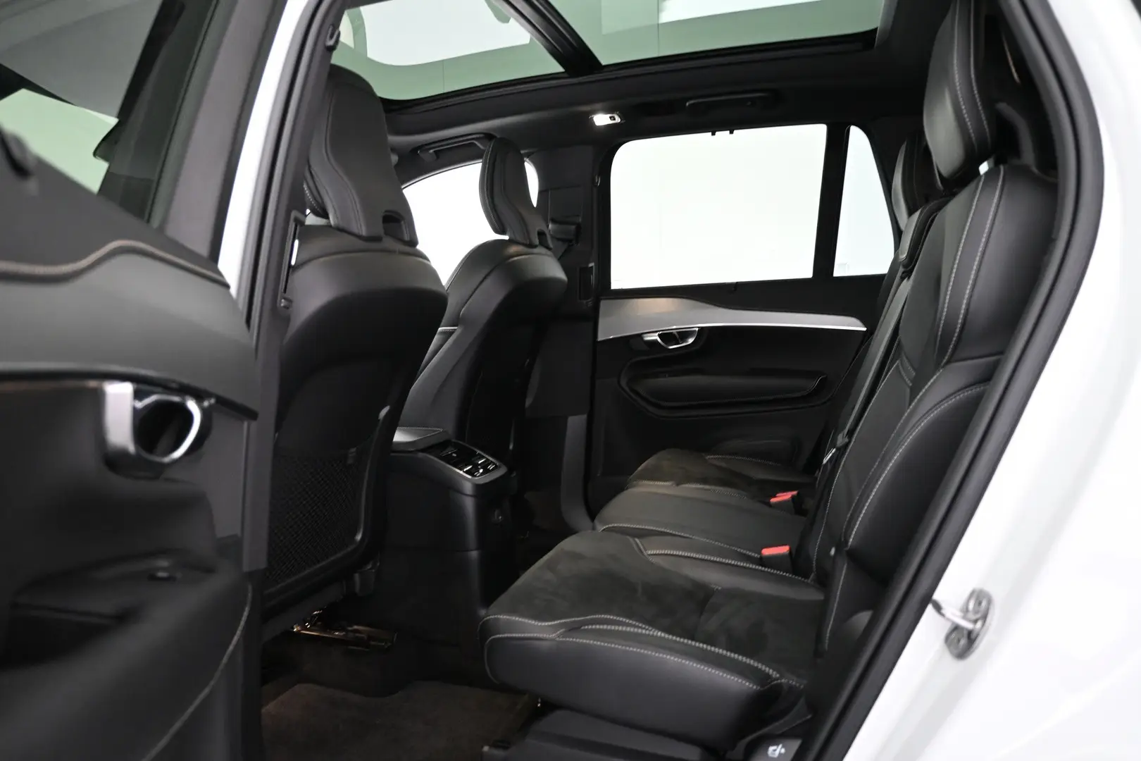 Car Image - 5c9a8JmPbHcSzeBKRRO1qt