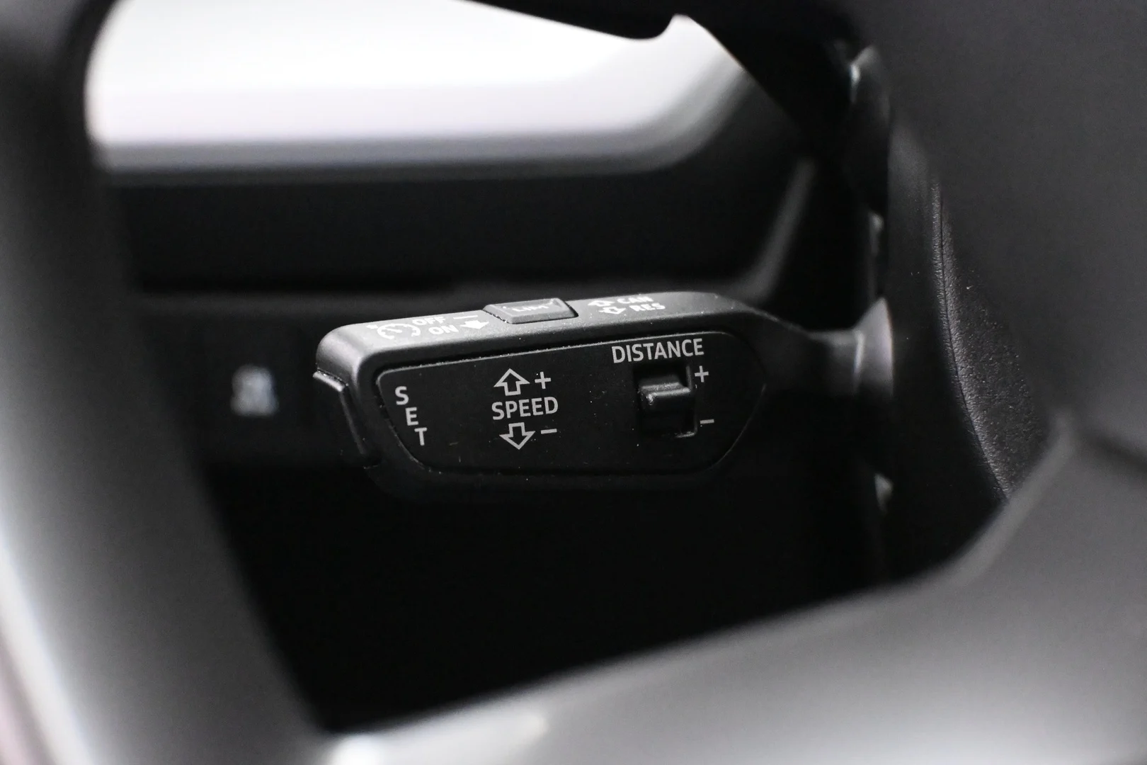 Car Image - 52mzvrLXRszOWDxzPzu0UY