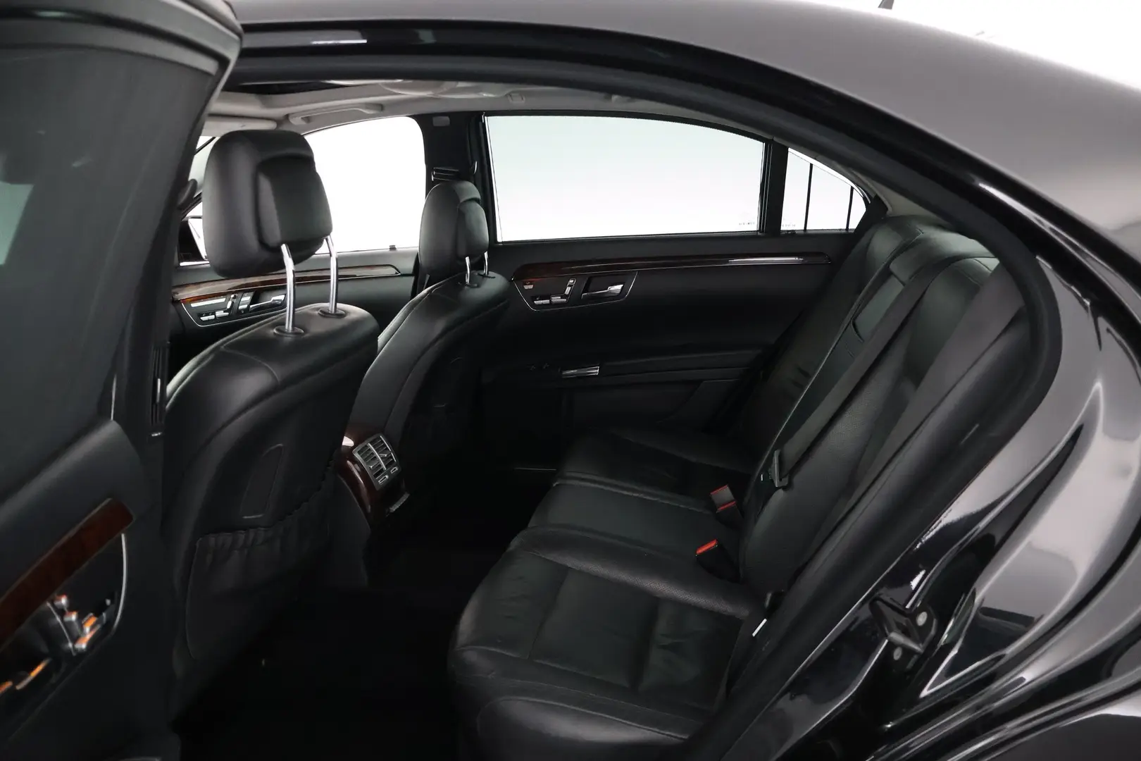 Car Image - dd6BBfFNNIZmIHv81WxM7