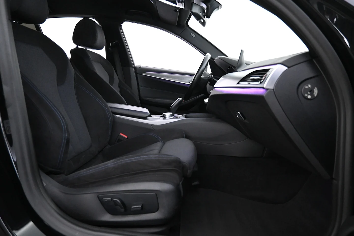 Car Image - 6fJmAJqmklSjMDqw4dto6f