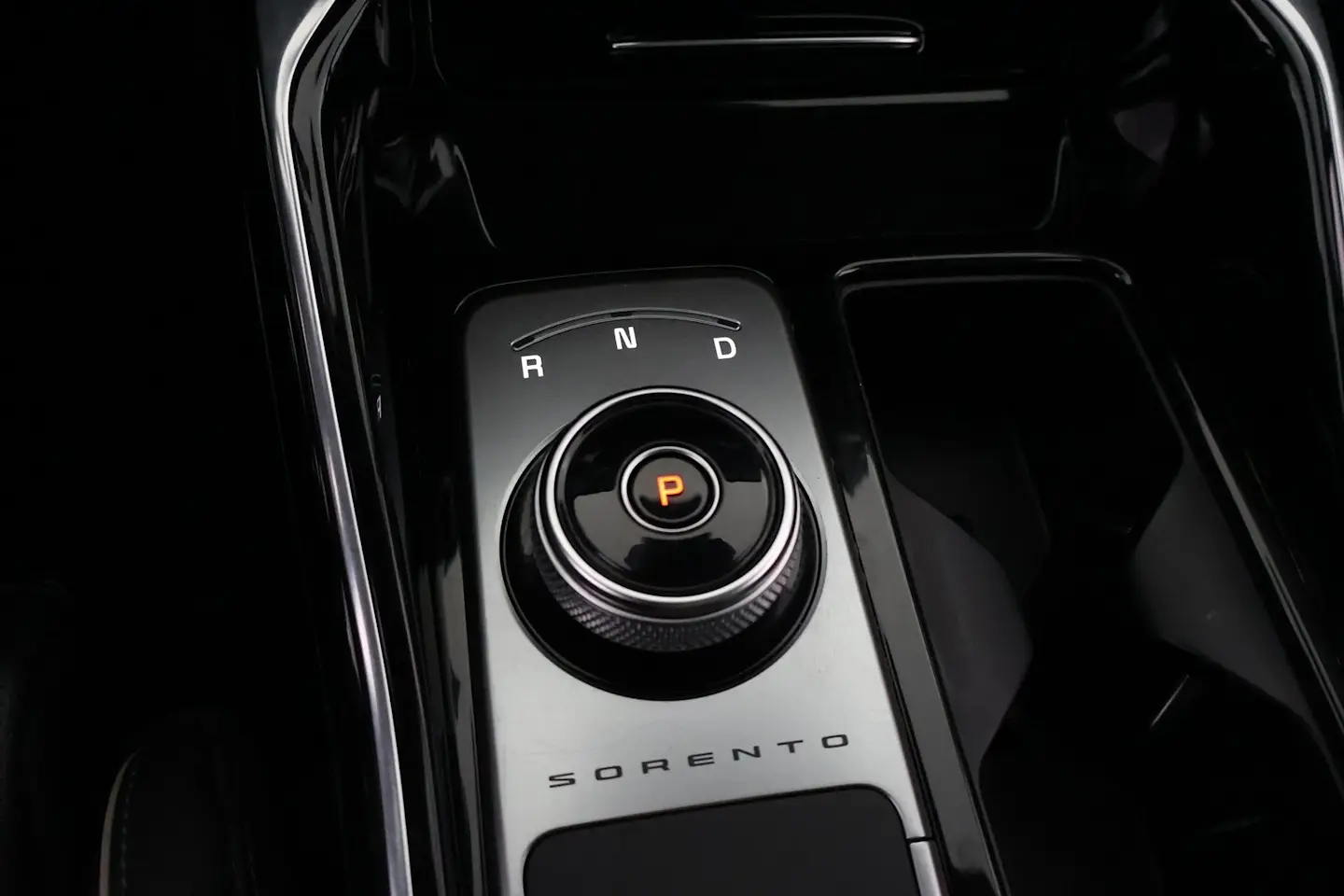 Car Image - 7Dze9KRILIiw5D6KtcMemQ