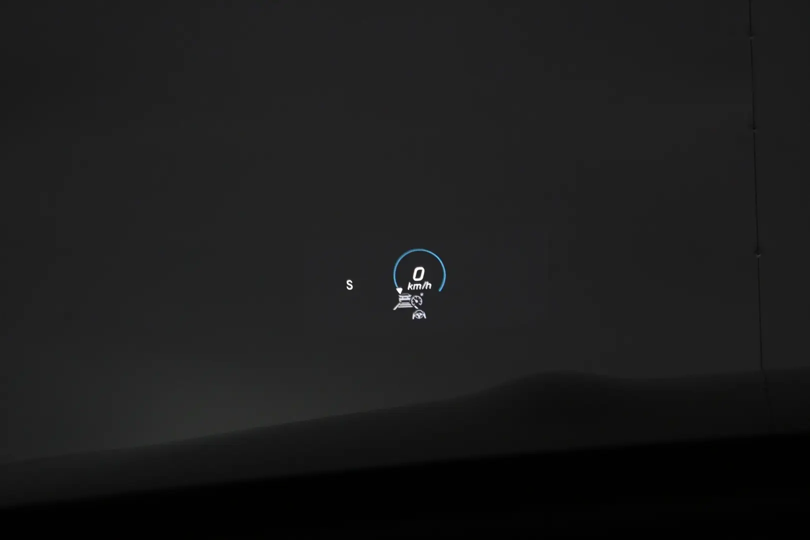 Car Image - 6BYufh8BTlnMq9WkAAnk7z