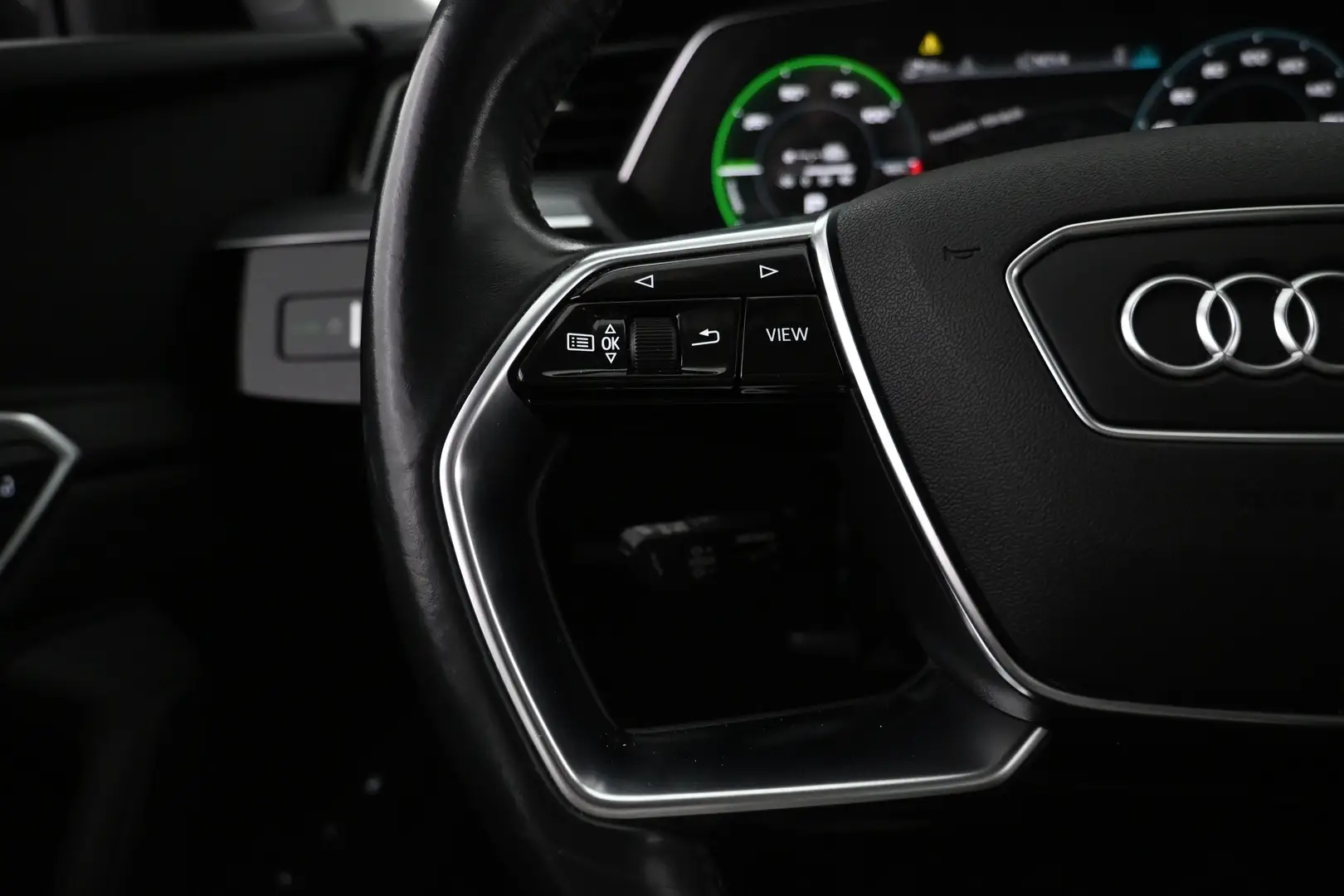 Car Image - 5F9bb1dijmJ24VGe5CpLu7