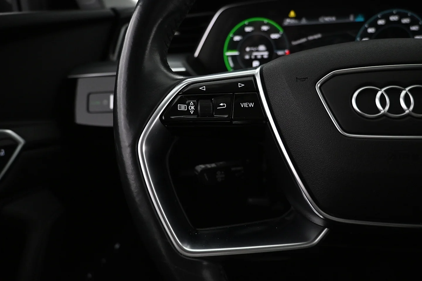 Car Image - 5F9bb1dijmJ24VGe5CpLu7