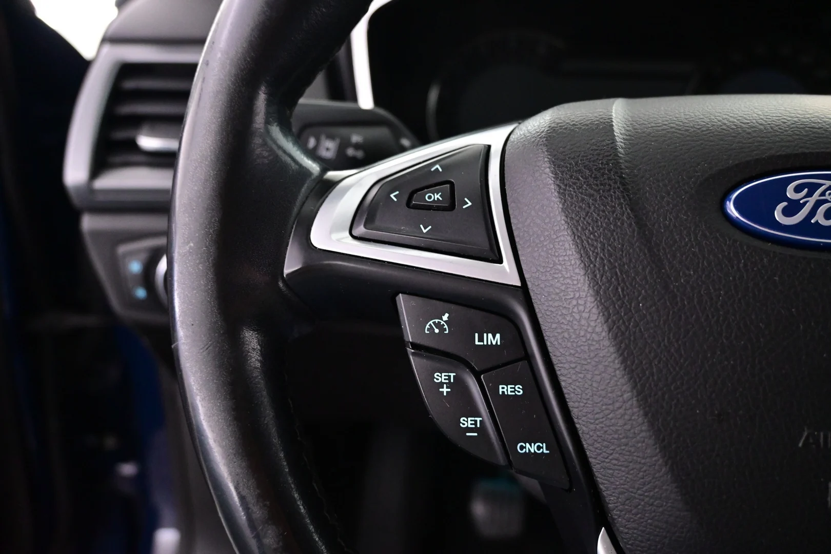 Car Image - 4lkZMYFrHuV01bMH8S848Q