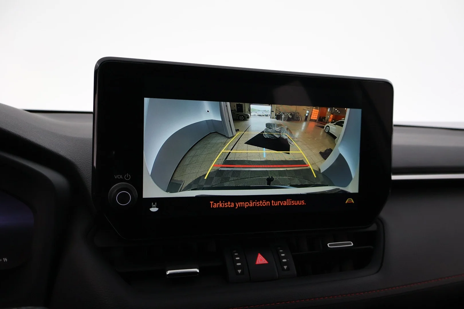 Car Image - 6I3IPIa9EkpTnVoAEVYi0N